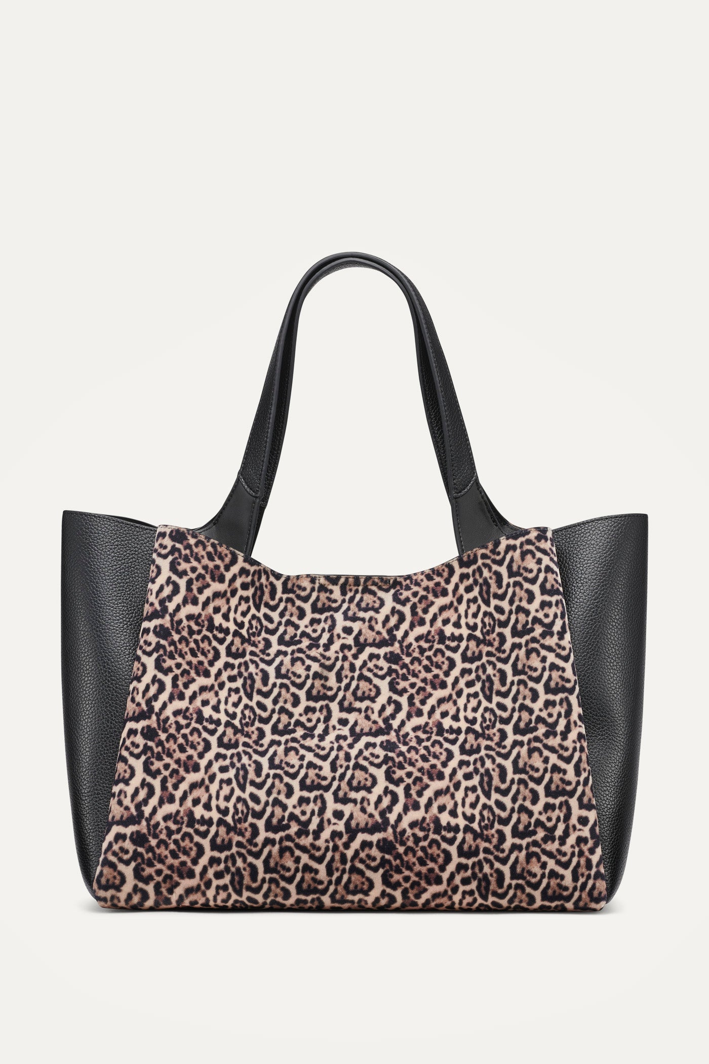 WILLA TOTE VIEW 3 | DKNY Promo