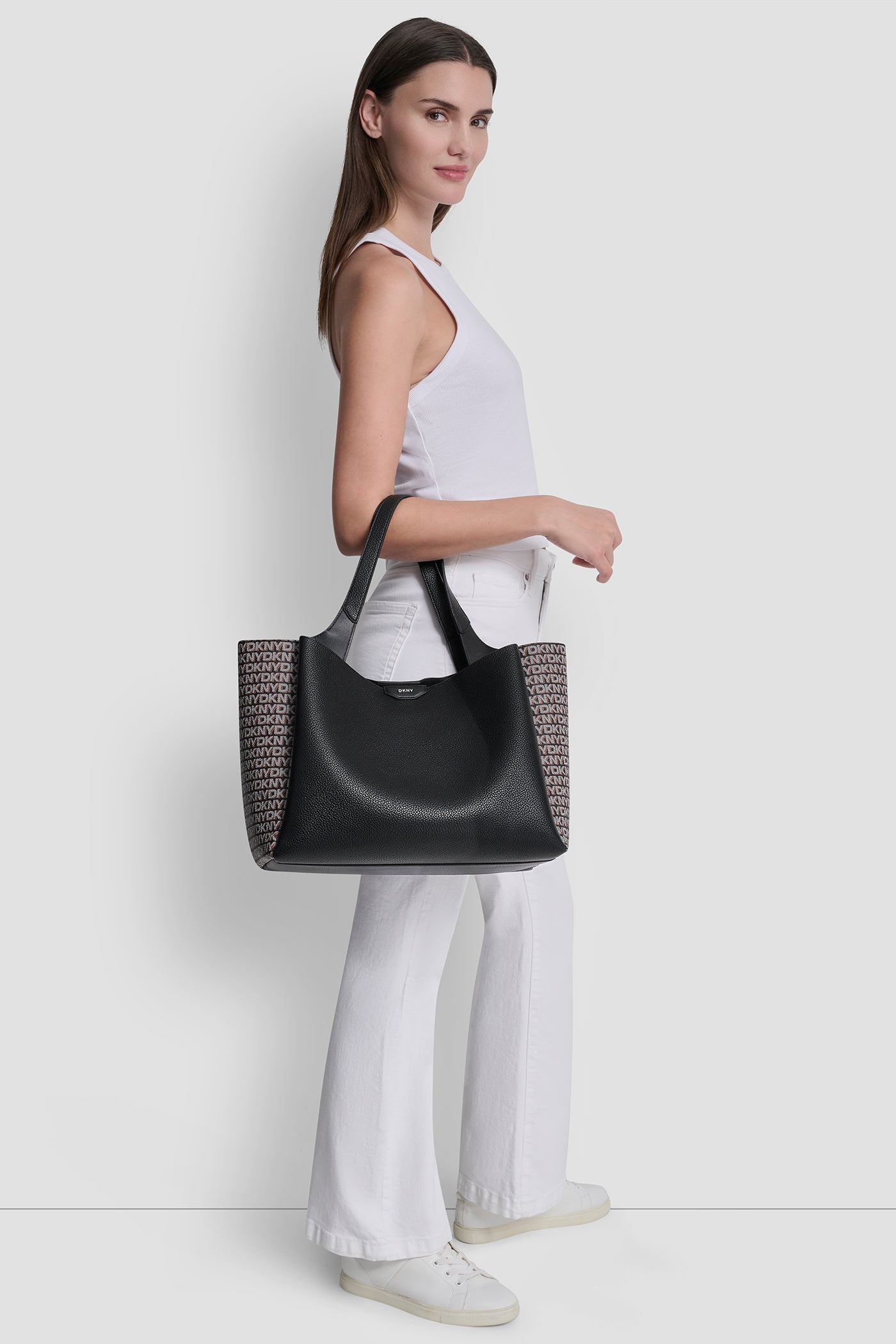 WILLA NEW YORK LOGO TOTE VIEW 7