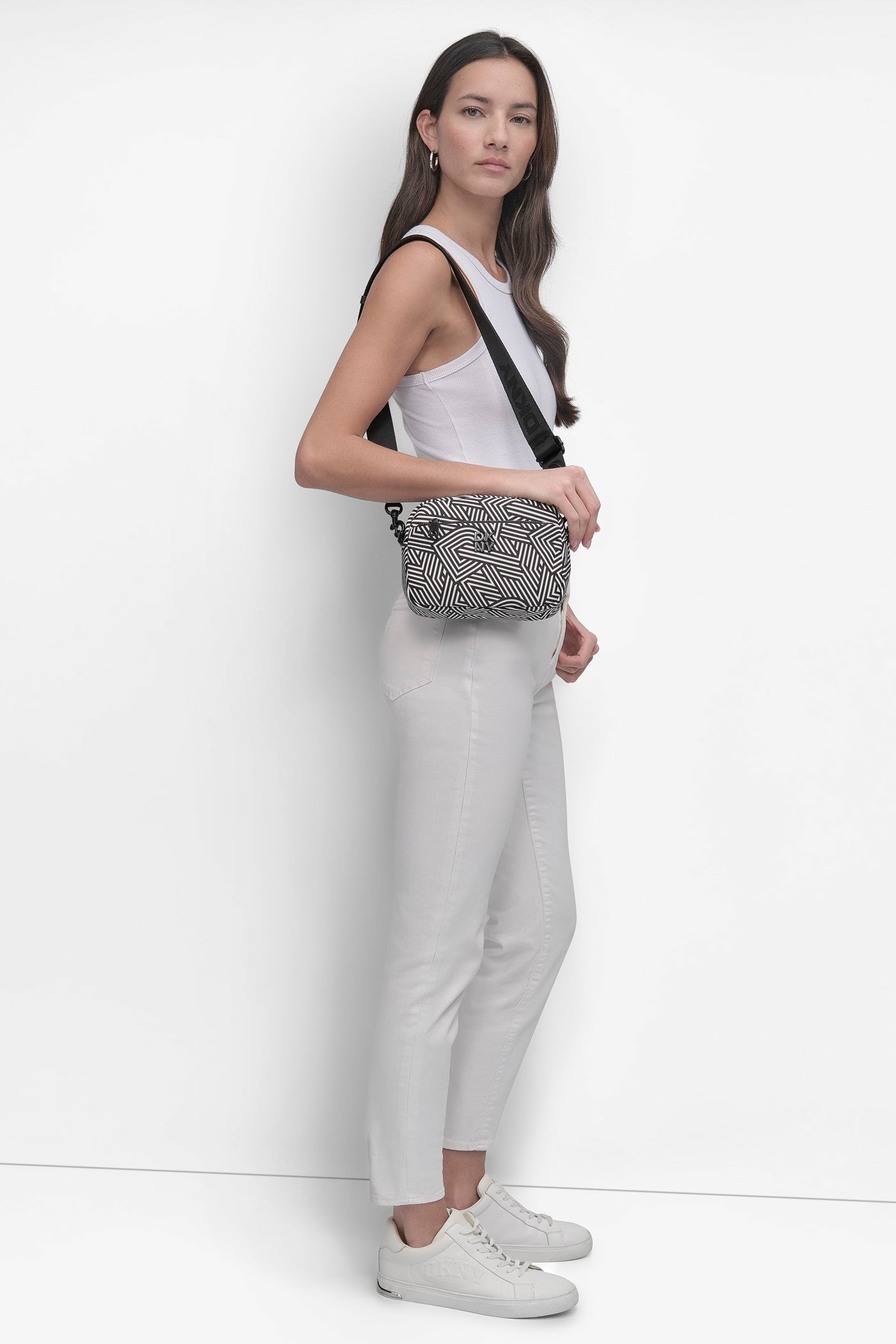BLACK/SILVER JENNY CAMERA BAG, BACK VIEW | Summer Essentials