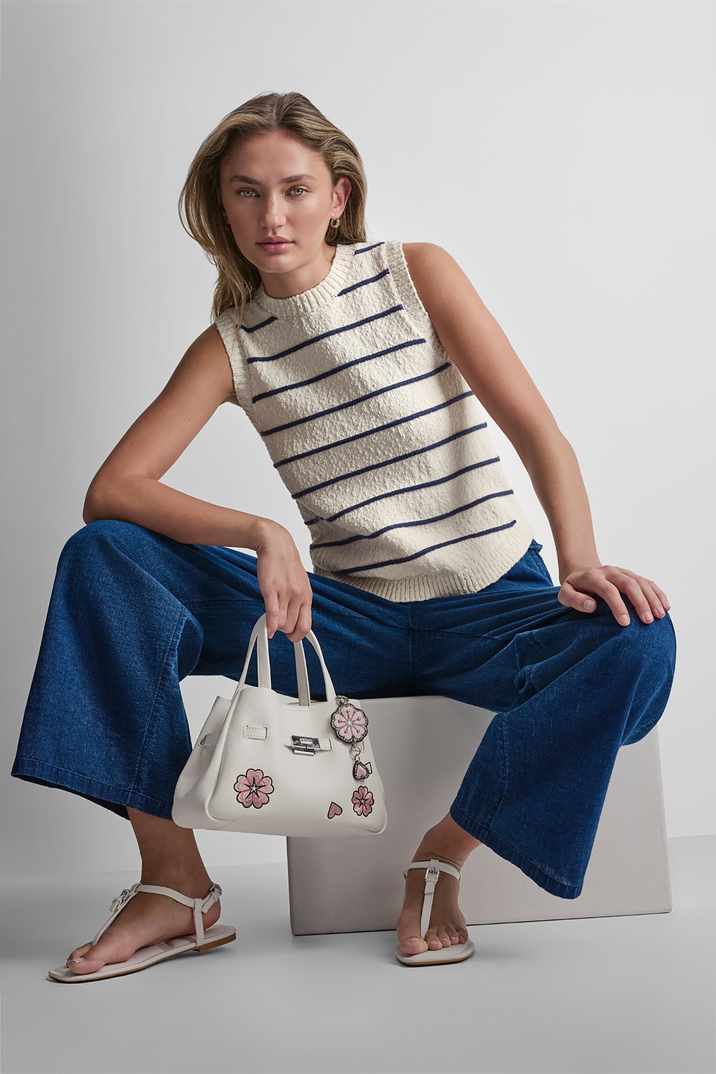 SLEEVELESS STRIPED SWEATER VIEW 4 | DKNY JEANS