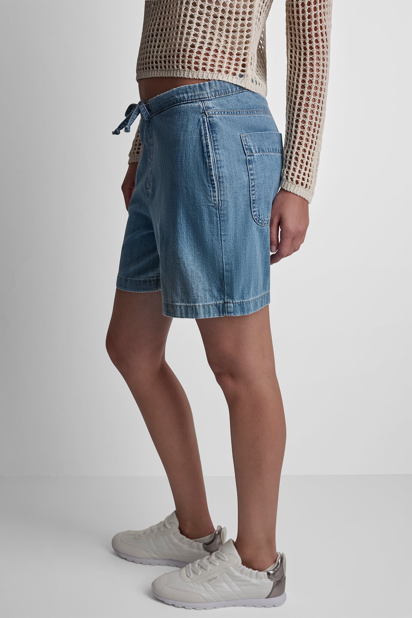 MID-RISE RELAXED DENIM SHORT WITH DRAWCORD VIEW 4 | Clothing