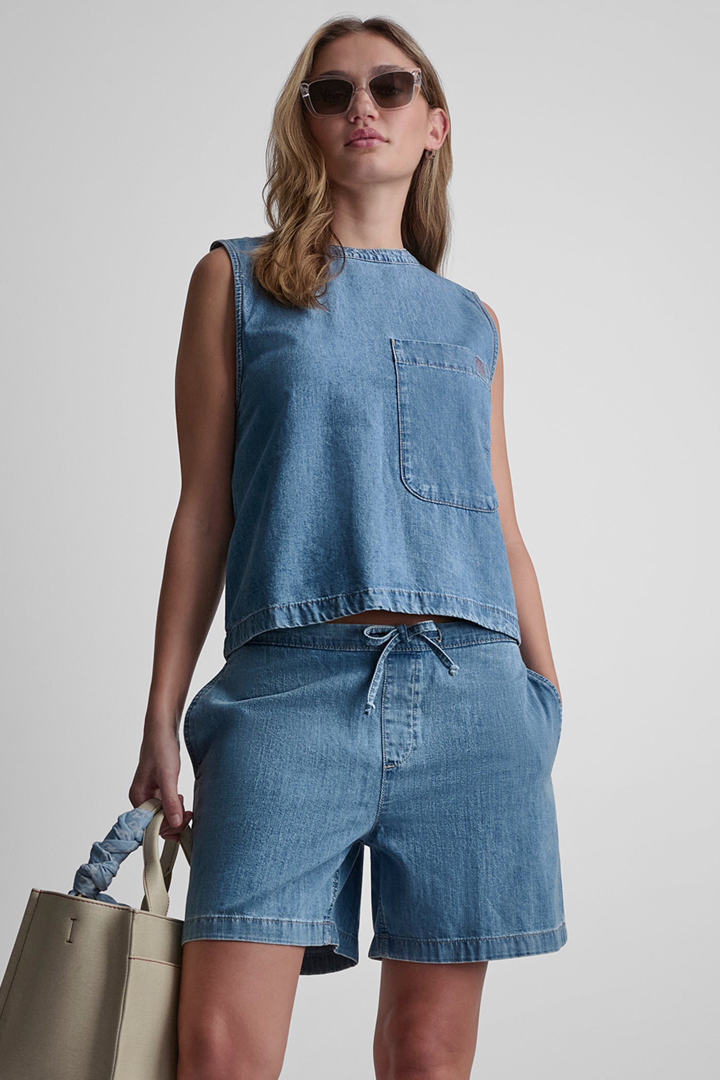SLEEVELESS DENIM TOP VIEW 8