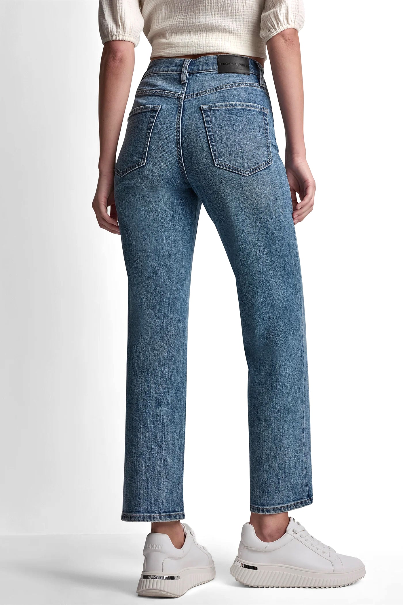 HIGH-RISE CLASSIC STRAIGHT VIEW 4 | MUST-HAVES