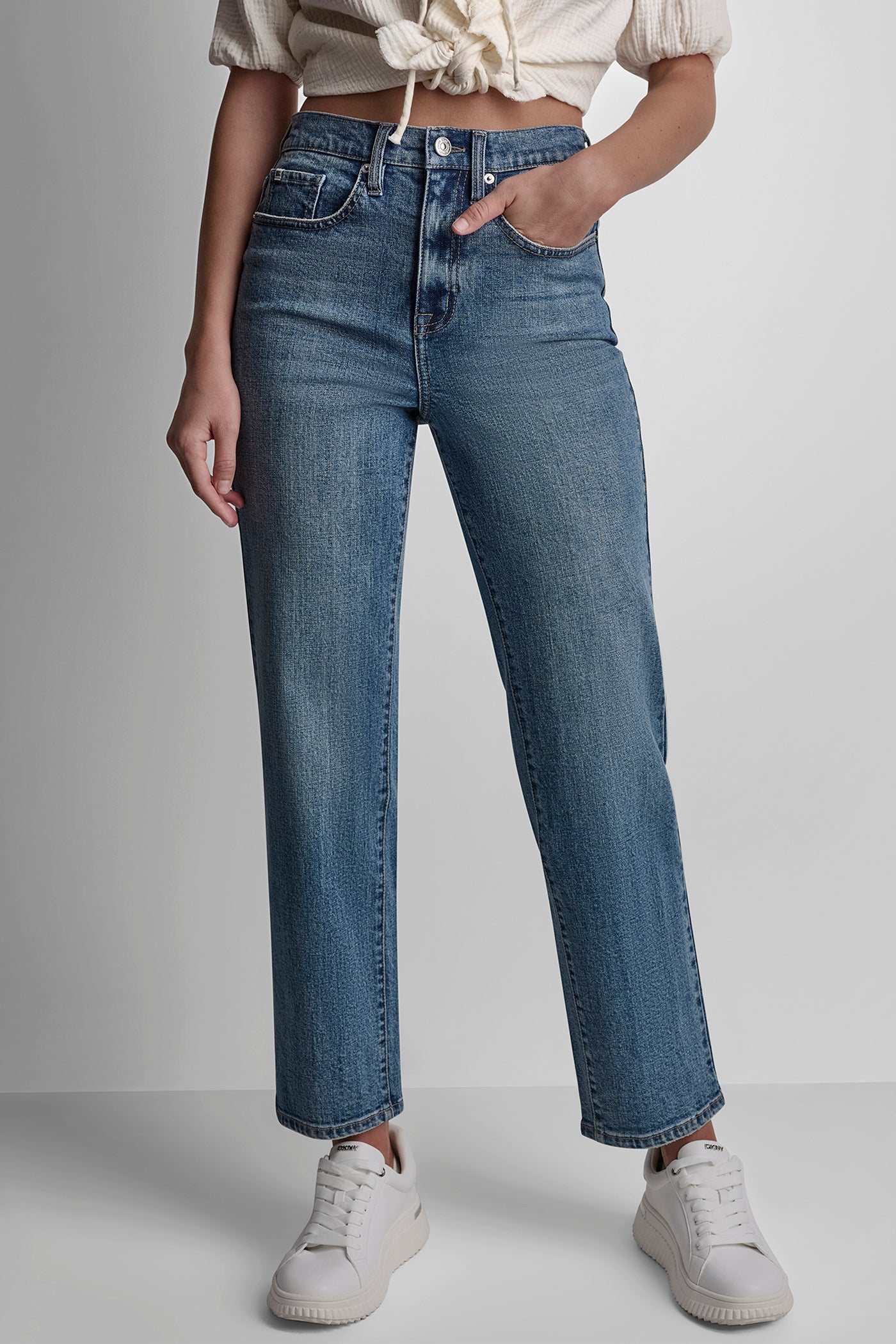 HIGH-RISE CLASSIC STRAIGHT VIEW 4 | Denim Destination