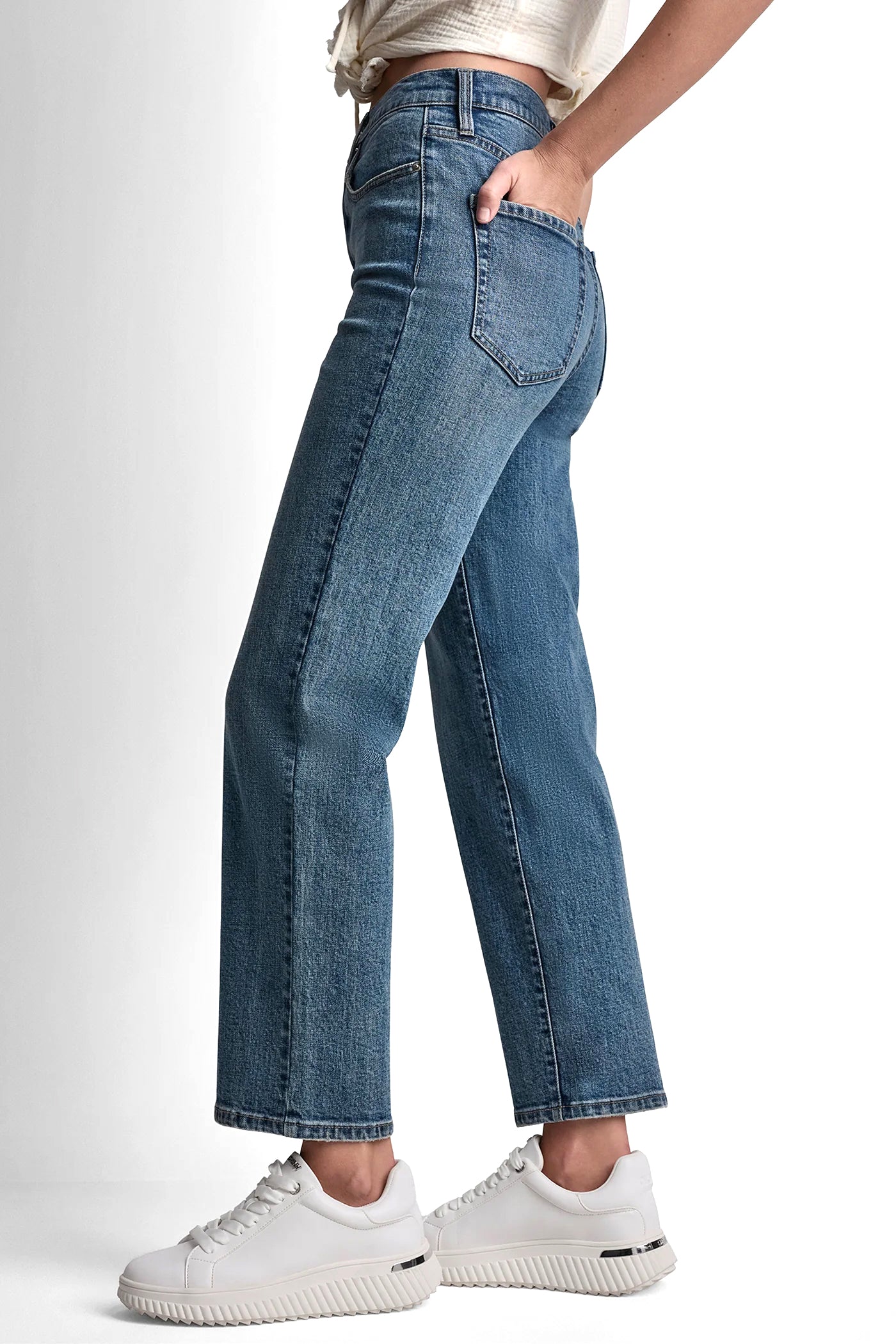 HIGH-RISE CLASSIC STRAIGHT VIEW 3 | MUST-HAVES