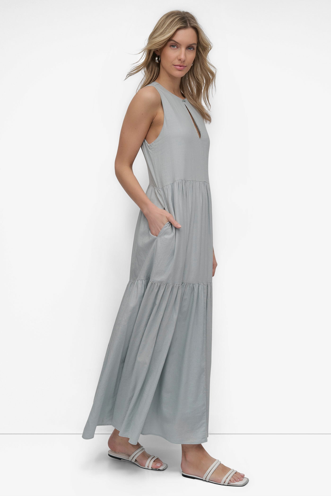 LINEN SLEEVELESS TIERED MAXI VIEW 3 | SALE DRESSES