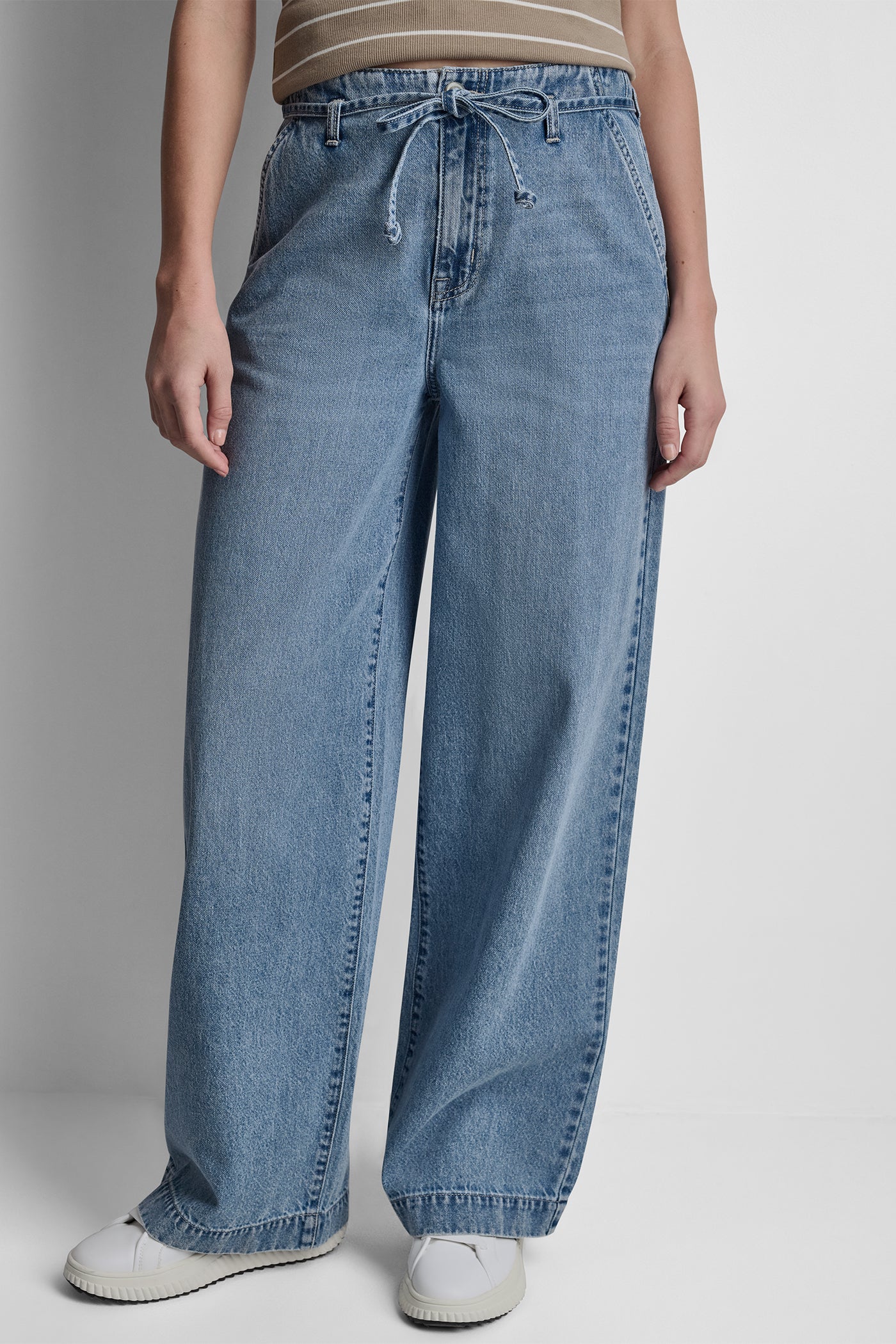 Eden HIGH-RISE WIDE LEG JEAN, FRONT VIEW | Pants & Denim
