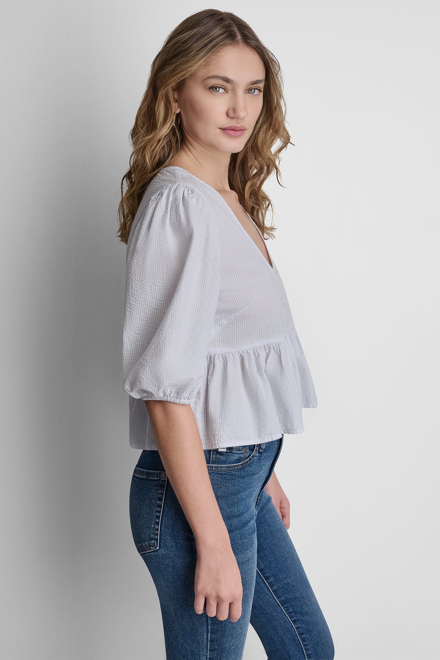 PUFF SLEEVE V-NECK SHIRT VIEW 4 | SPRING 2026