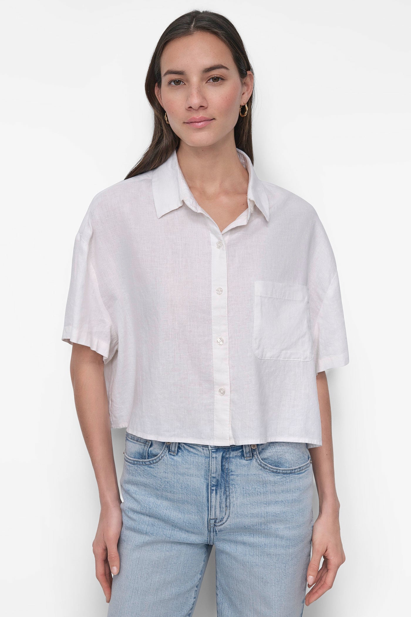 IVORY CROPPED LINEN-BLEND SHIRT, FRONT VIEW | WOMEN'S SWEATERS & TOPS