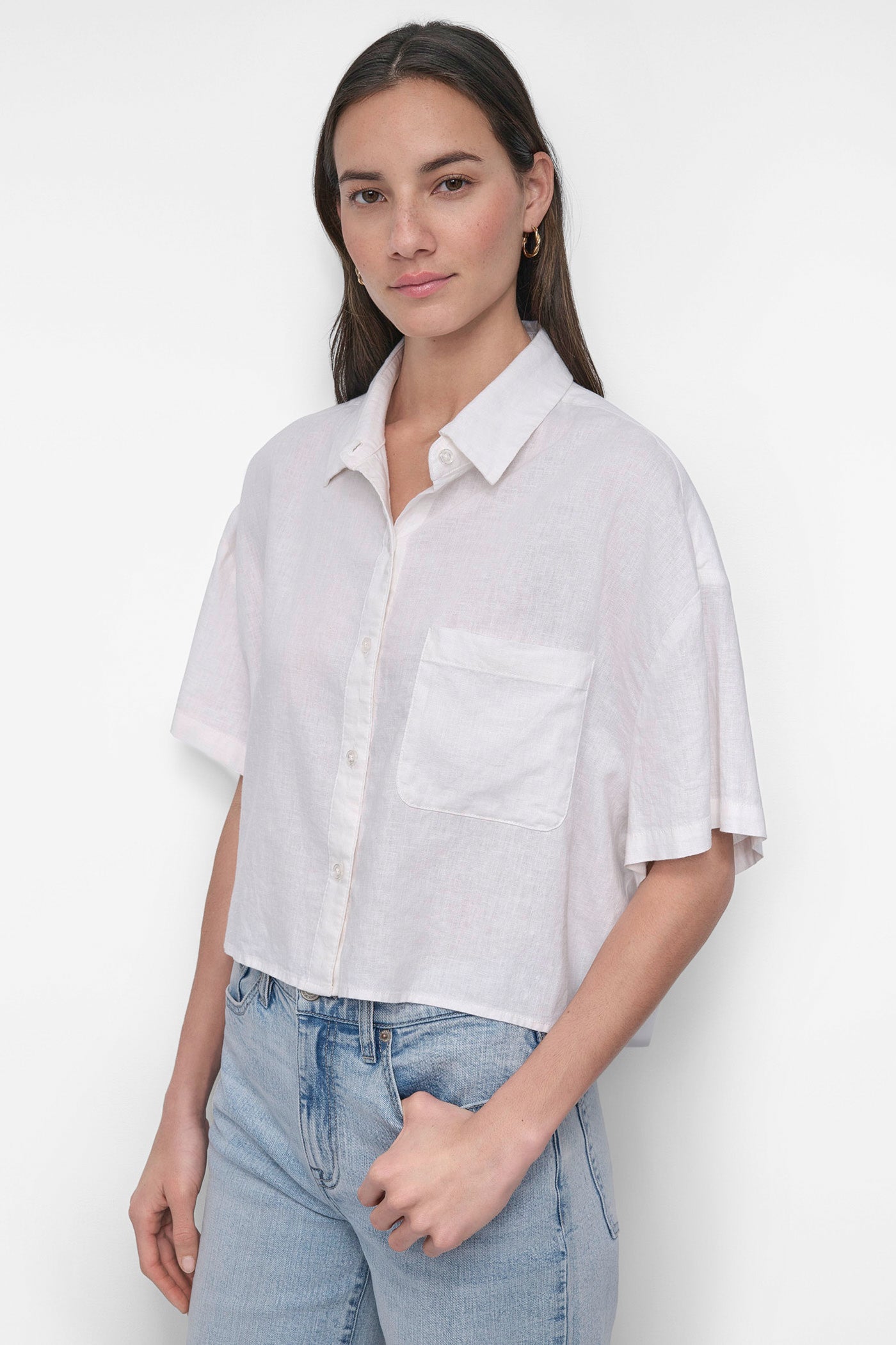 CROPPED LINEN-BLEND SHIRT VIEW 6
