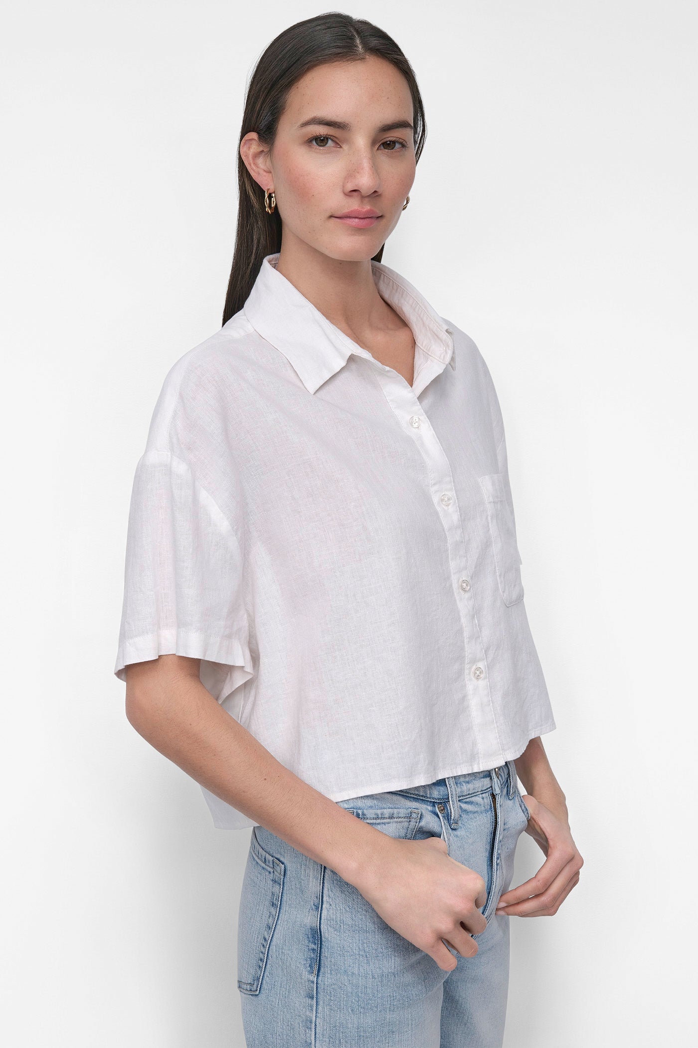 CROPPED LINEN-BLEND SHIRT VIEW 3