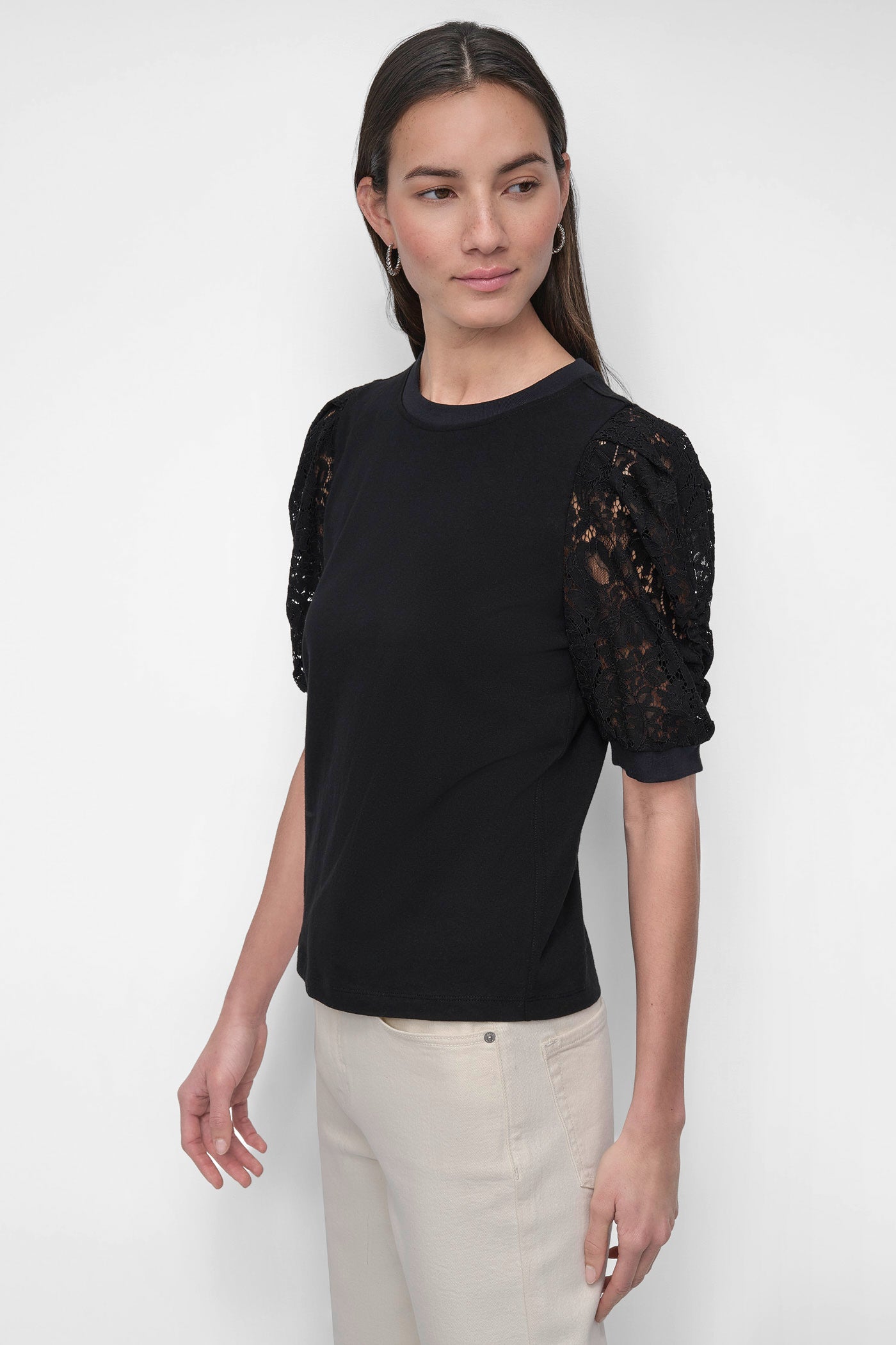 LACE-PANELED TEE VIEW 3 | Summer Collection