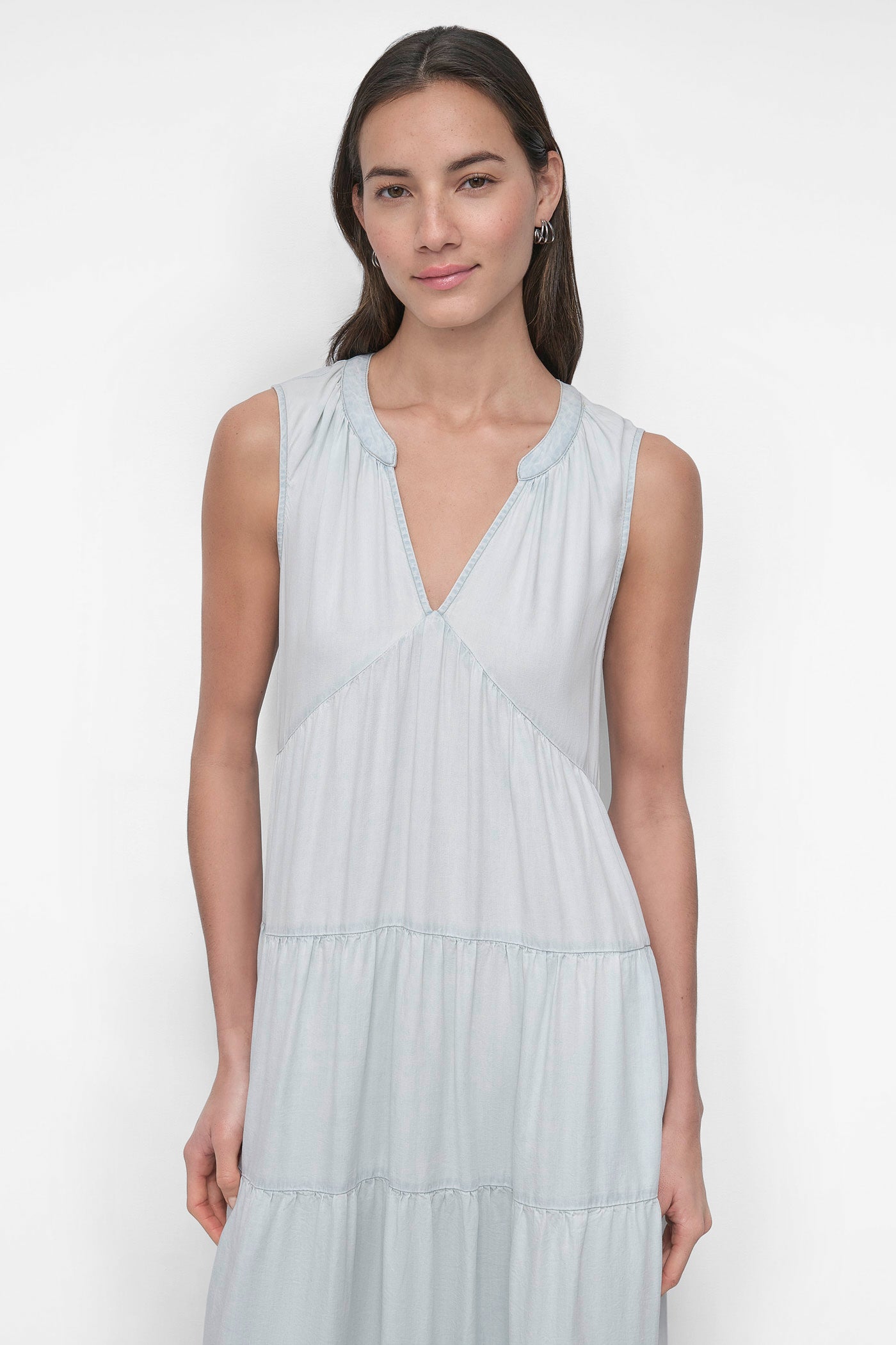 TENCEL TIERED MIDI SWING DRESS VIEW 3 | Denim Destination