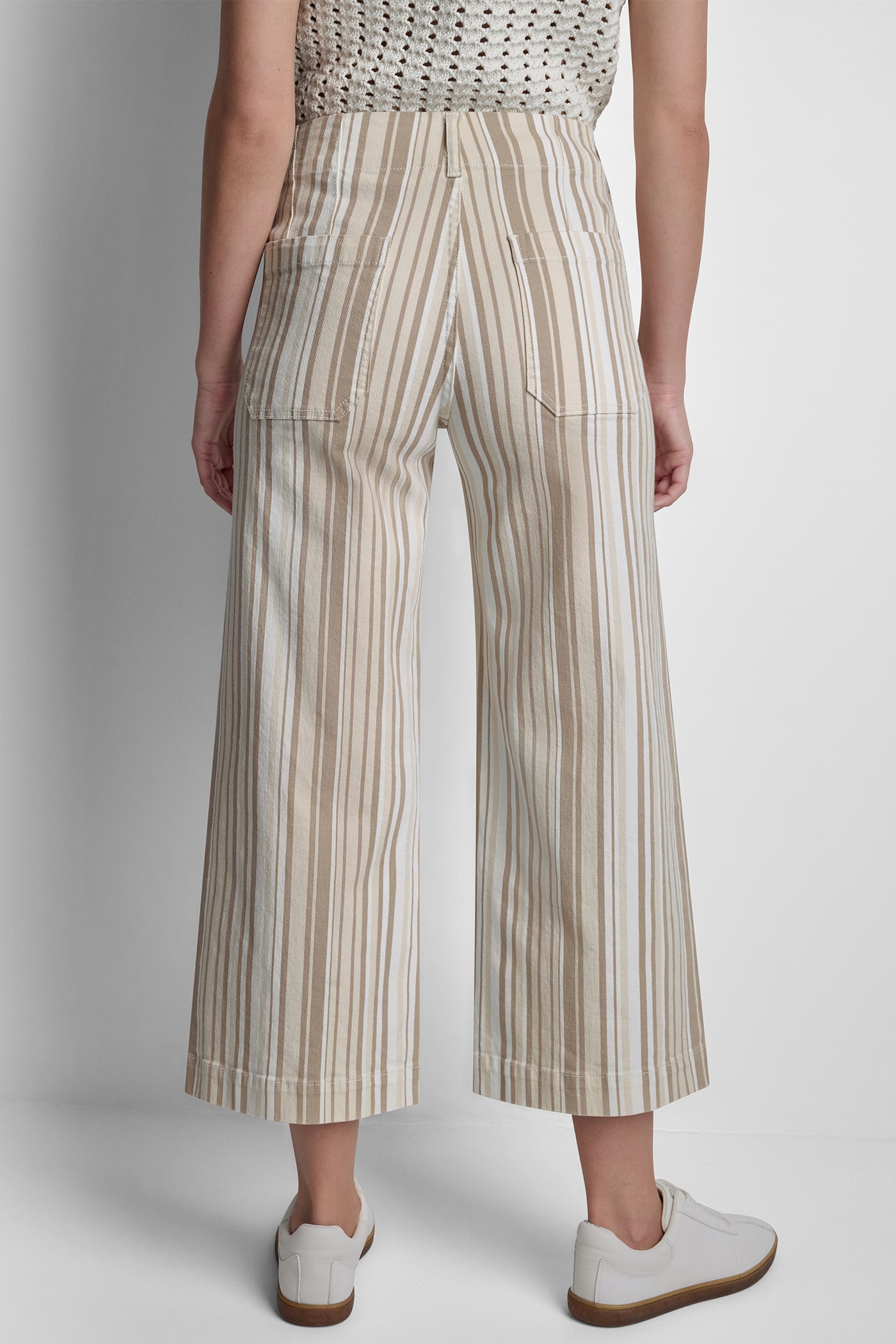 HIGH-RISE WIDE LEG WITH PATCH POCKETS VIEW 3 | New clothing