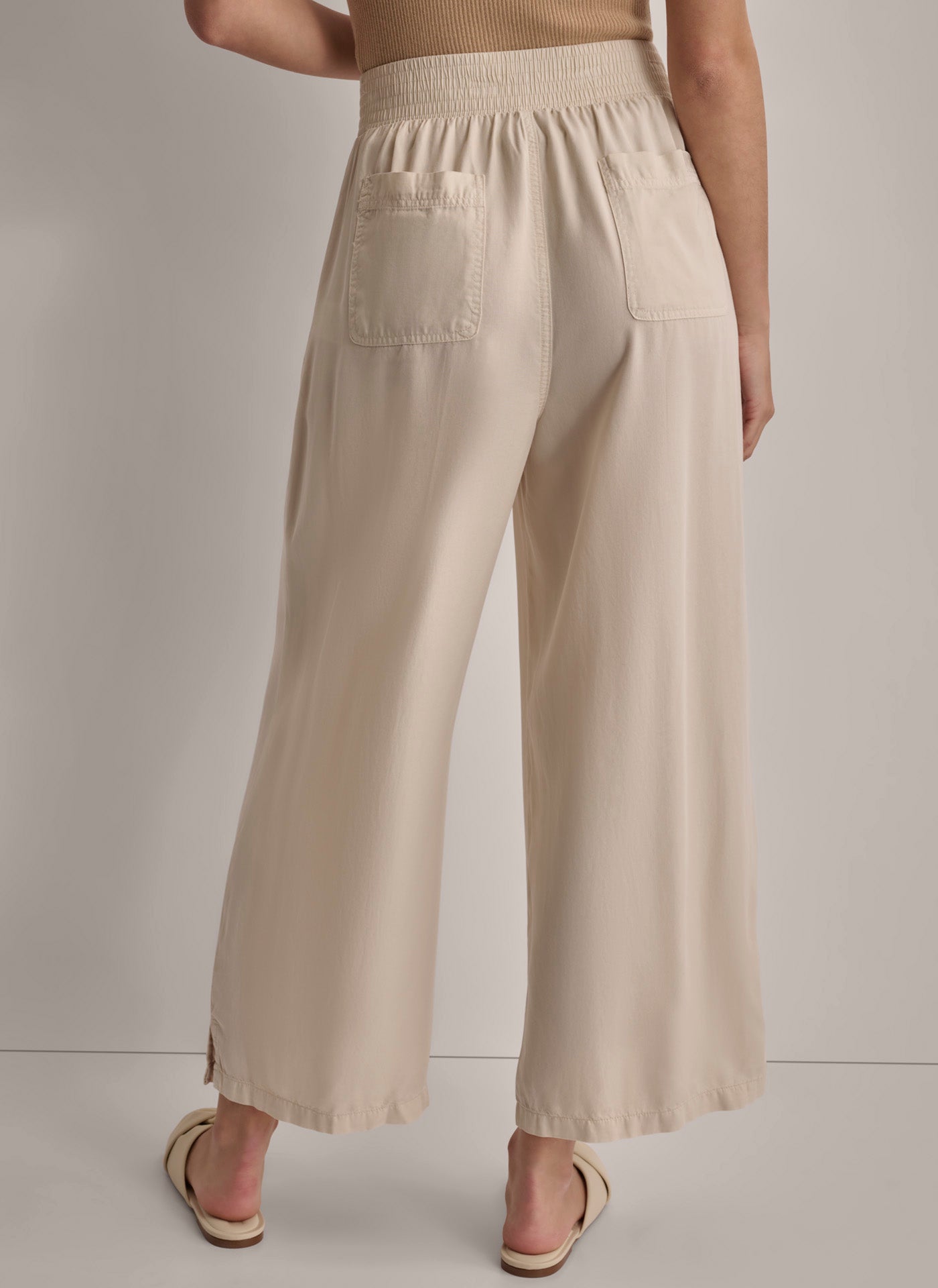 GARMENT DYE WIDE LEG ANKLE PANT