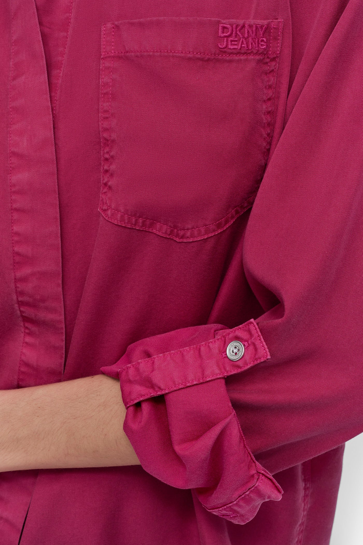 THE LIVE-IN SHIRT VIEW 5 | 9-5 Edit