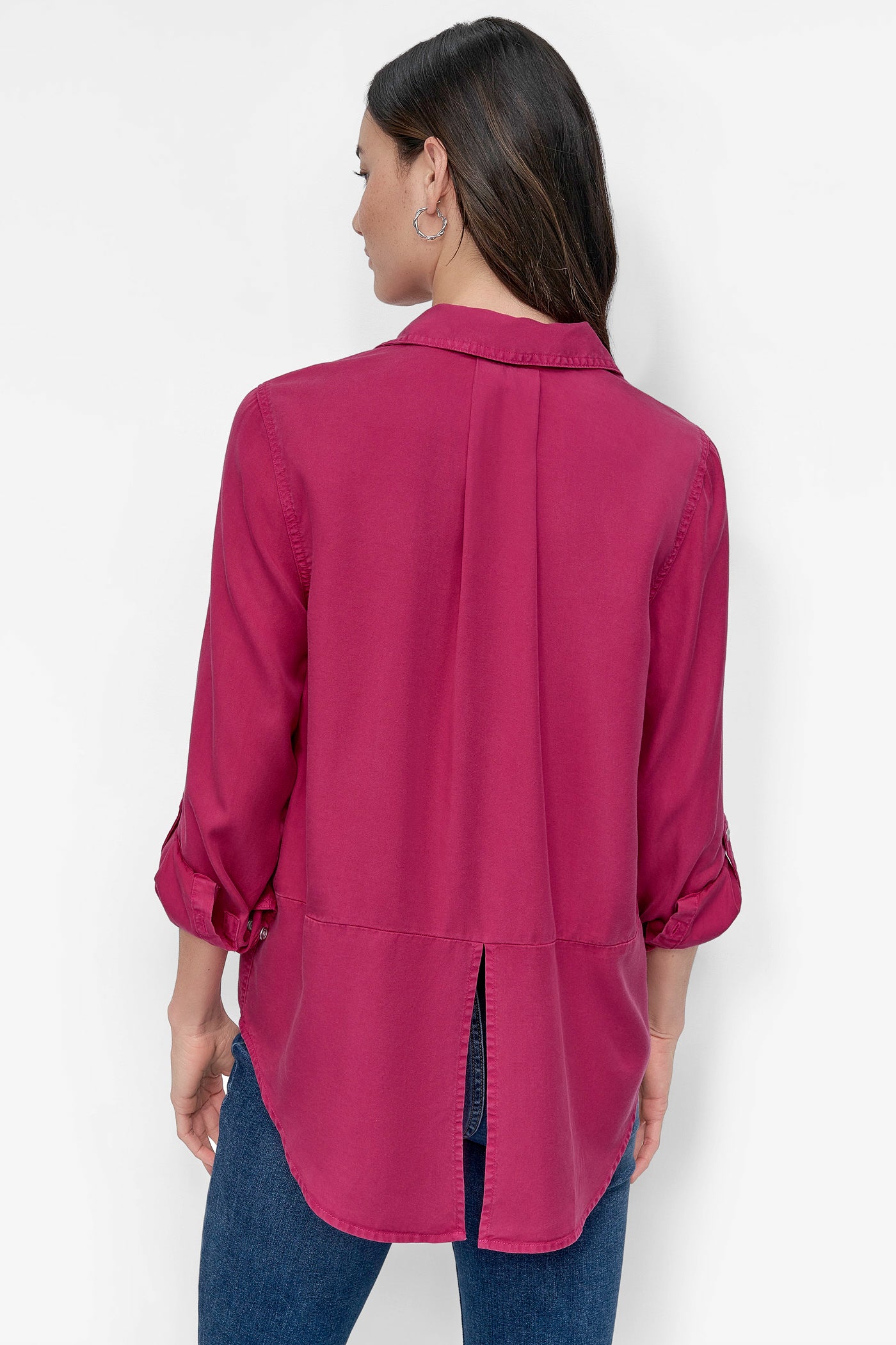 Wildberry THE LIVE-IN SHIRT, BACK VIEW | 9-5 Edit