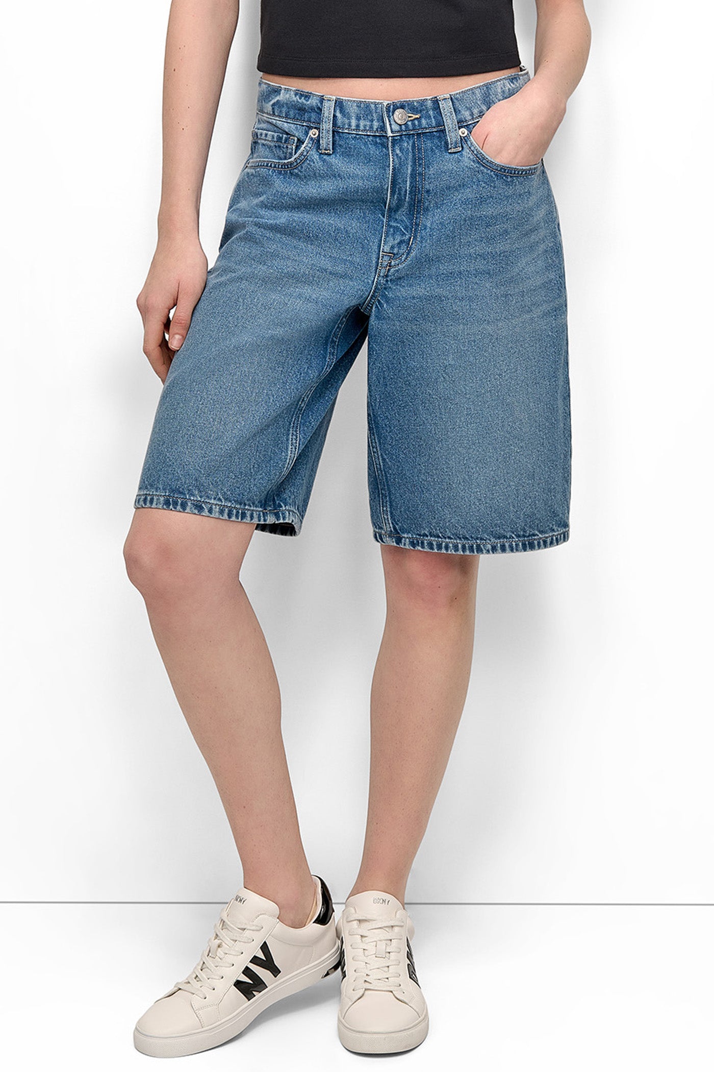 MID RISE SHORT VIEW 5 | Shorts