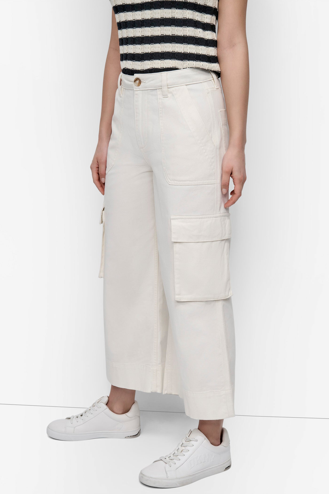 HIGH-RISE WIDE-LEG UTILITY CARGO VIEW 3 | Pants & Denim