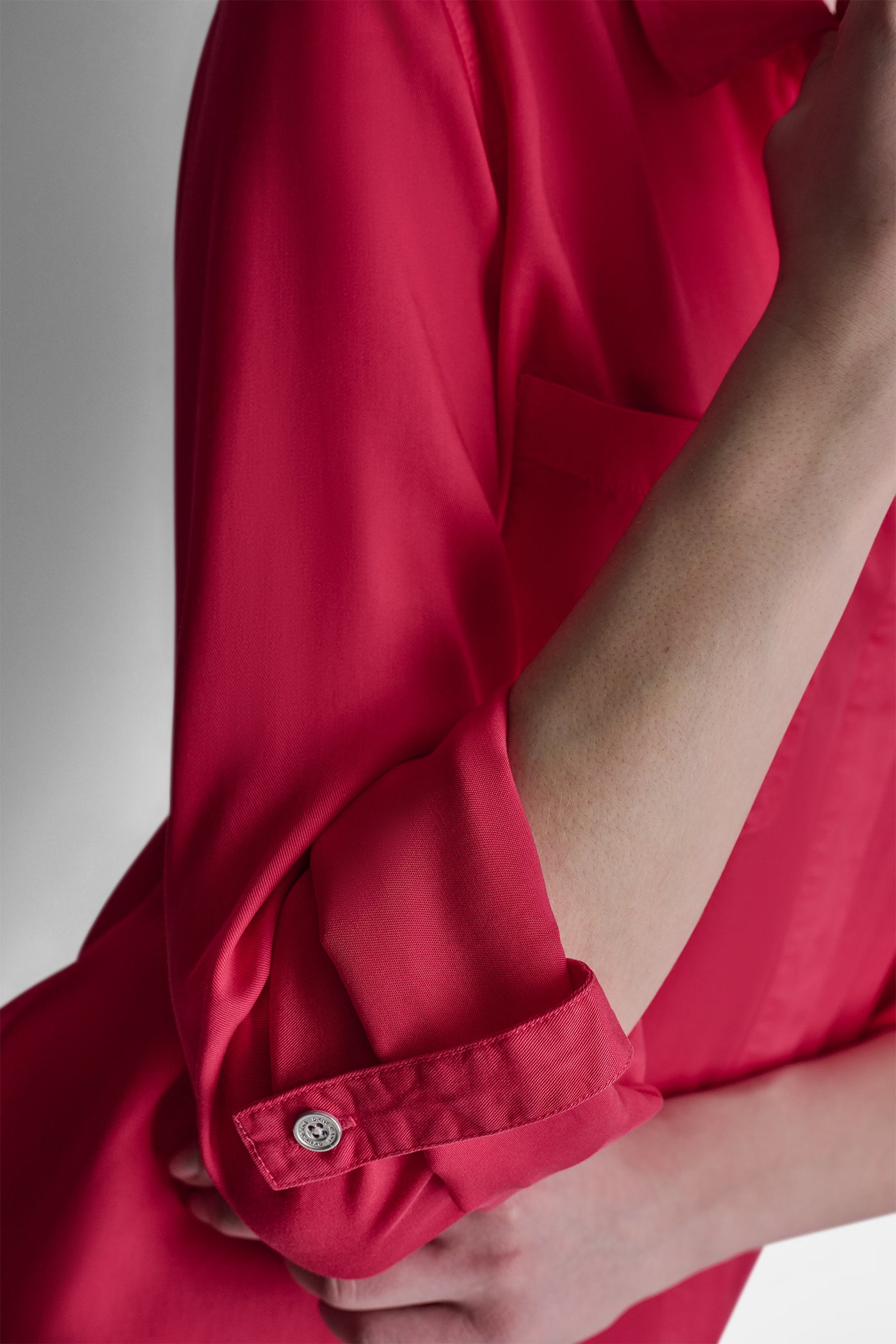 GARMENT DYE SPLIT BACK SHIRT VIEW 8 | WOMEN'S SWEATERS & TOPS