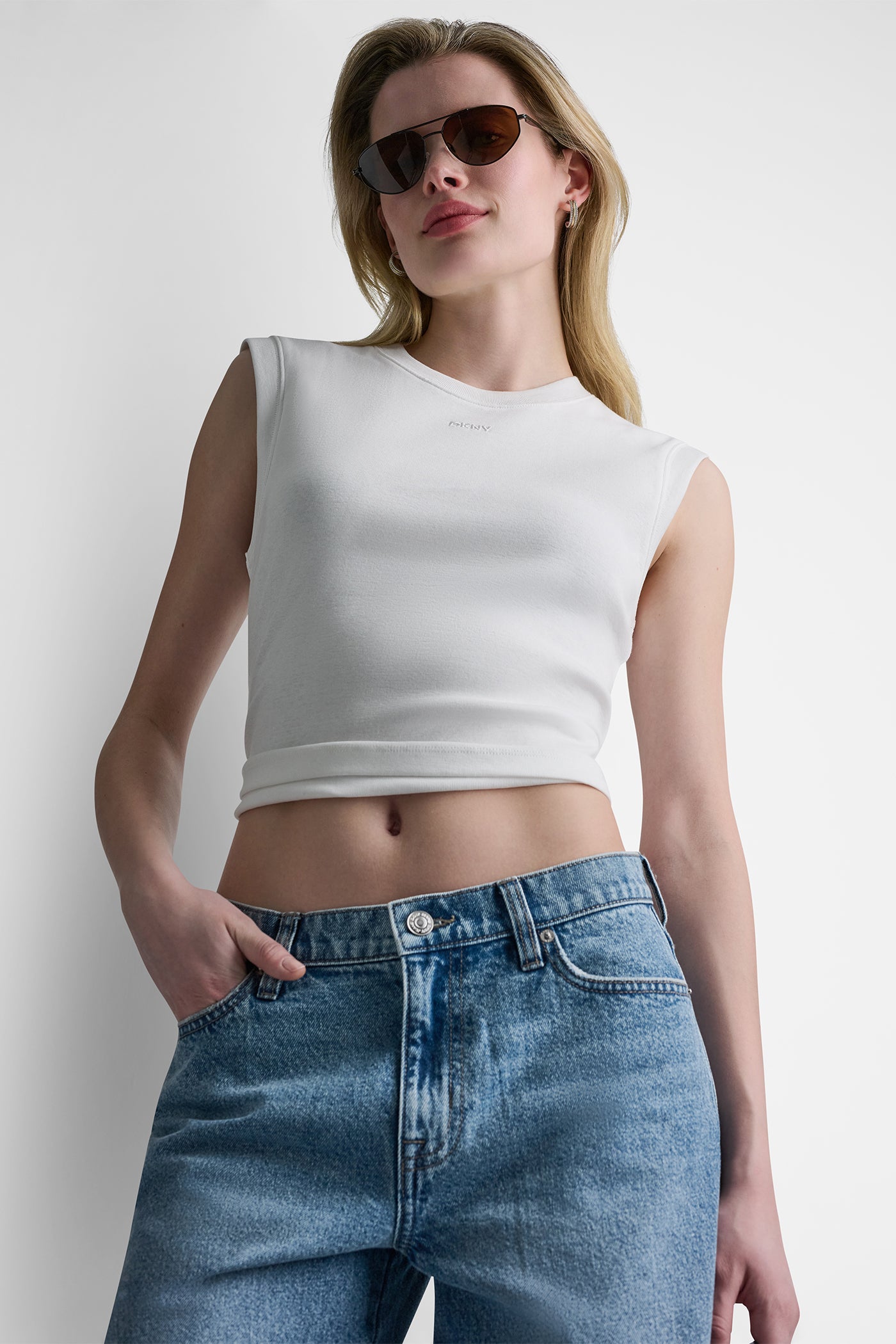 CREW NECK SLEEVELESS TEE VIEW 7 | Tees & Tanks