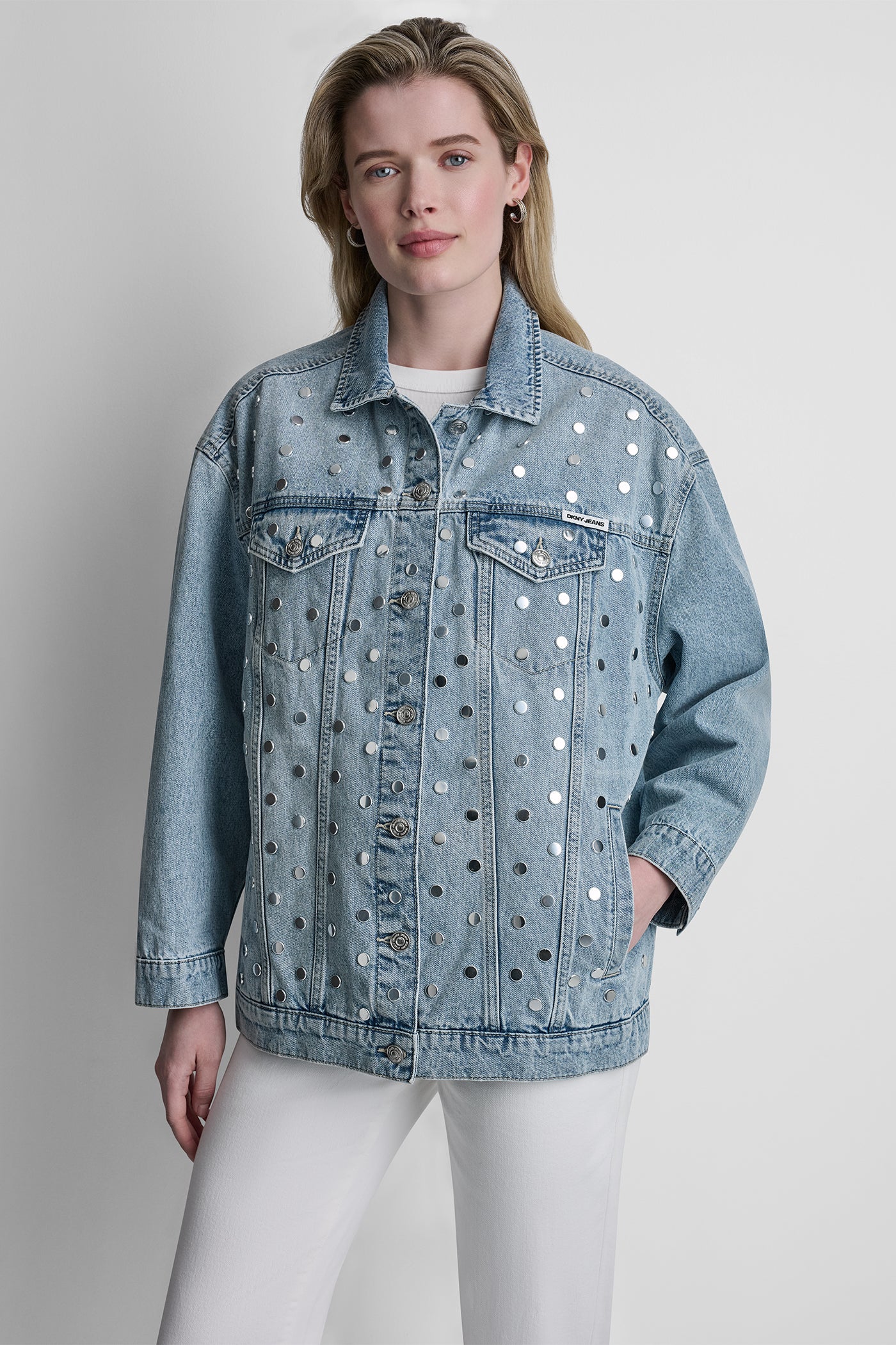 OVERSIZED DENIM TRUCKER JACKET WITH STUDS VIEW 6 | WOMENS COATS & JACKETS