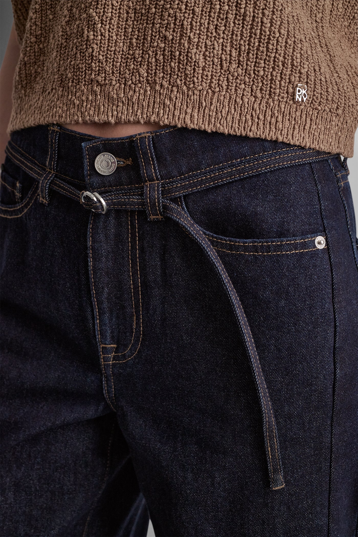 MID-RISE BARREL JEAN VIEW 7 | Denim Destination
