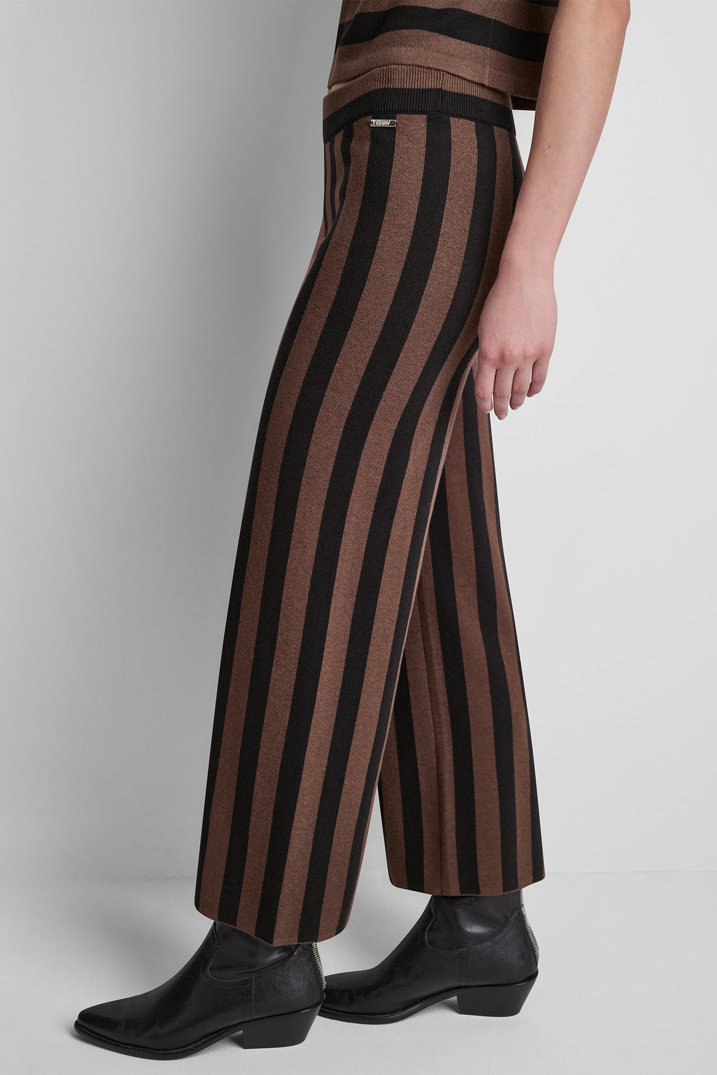 HIGH-RISE STRIPED PULL-ON FLARE PANT VIEW 4 | DKNY JEANS