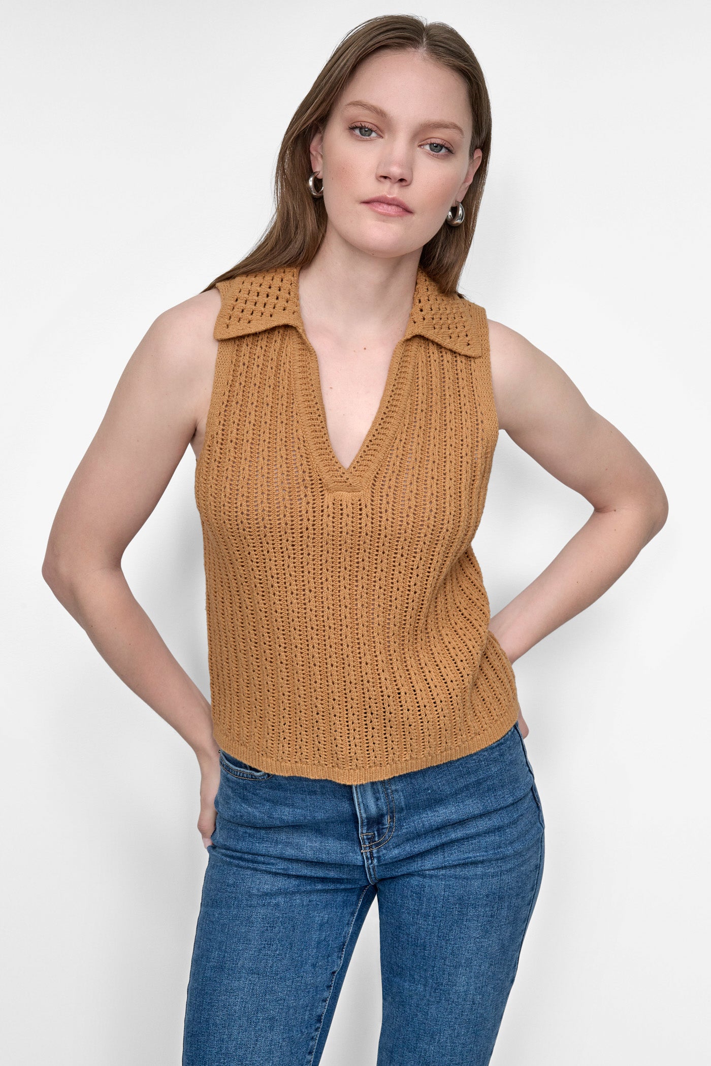 Whiskey OPEN-KNIT POLO, FRONT VIEW | 9-5 Edit