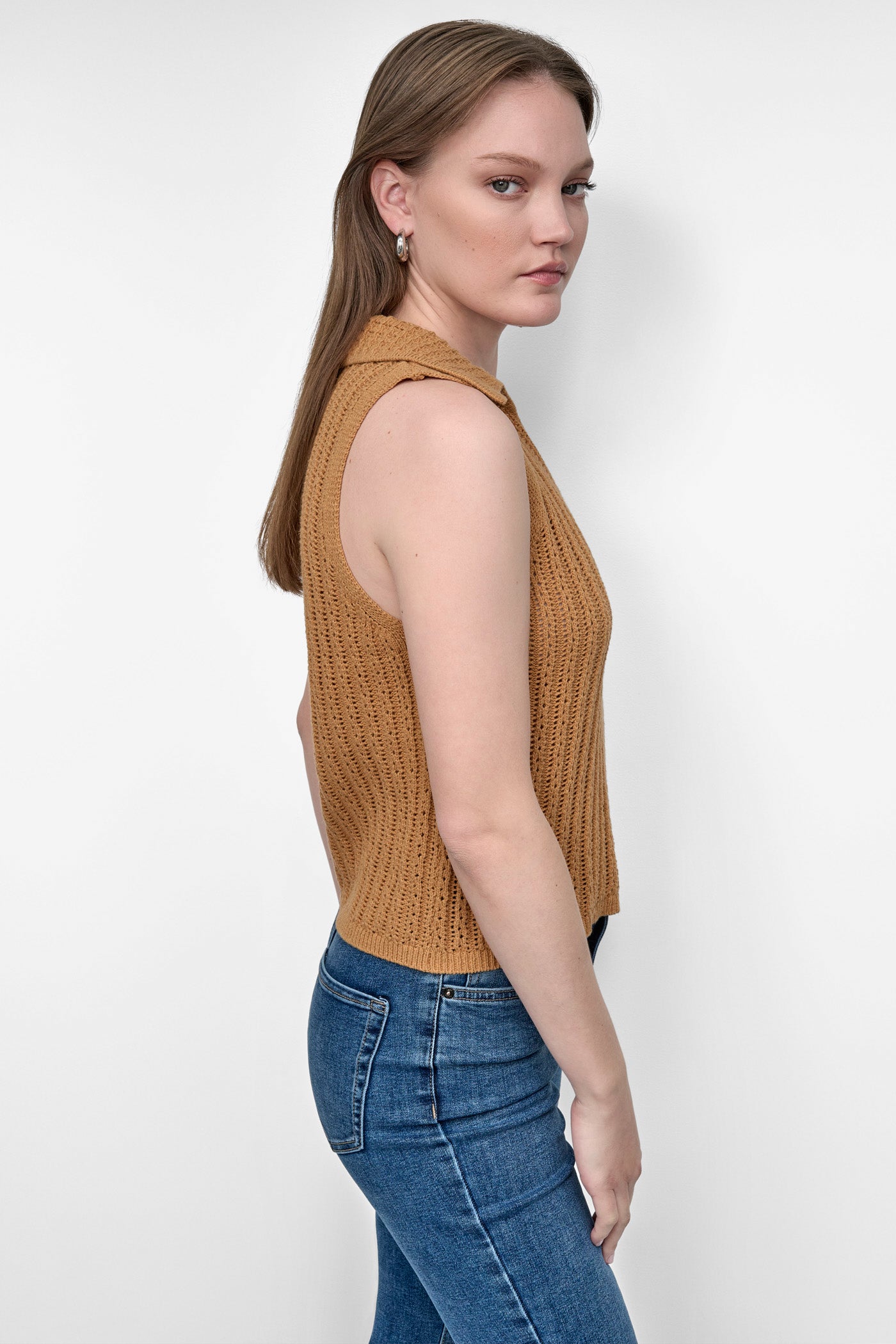 OPEN-KNIT POLO VIEW 3 | 9-5 Edit