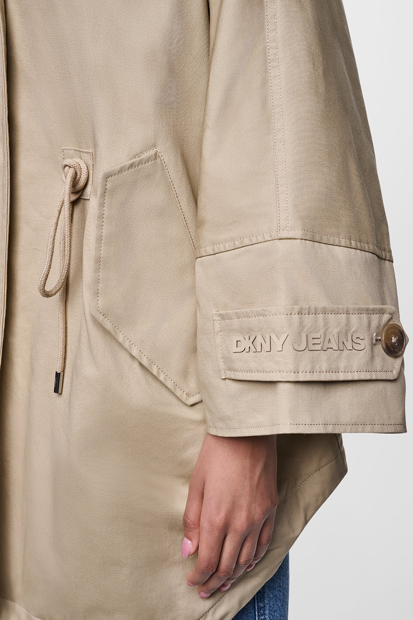 OVERSIZED HOODED ANORAK VIEW 10 | Jackets & Blazers