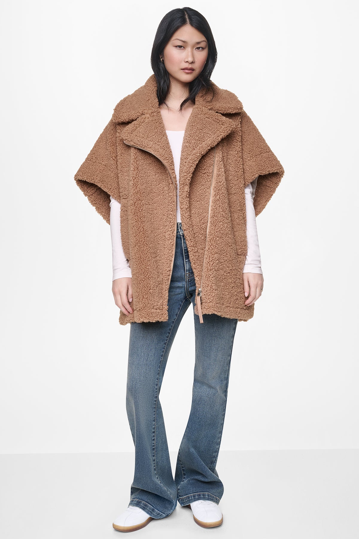 ASYMMETRICAL SHERPA PONCHO VIEW 2