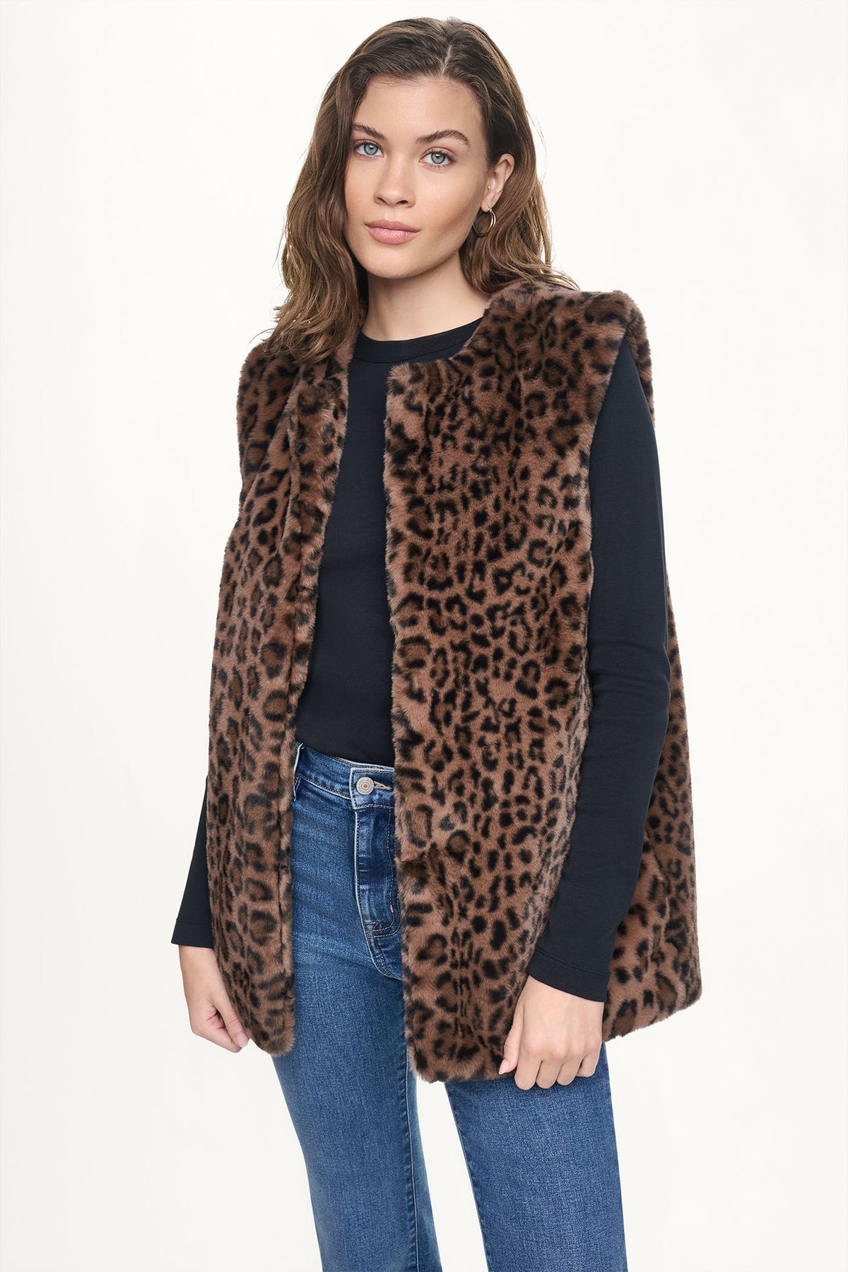 FAUX FUR COLLARLESS VEST VIEW 1