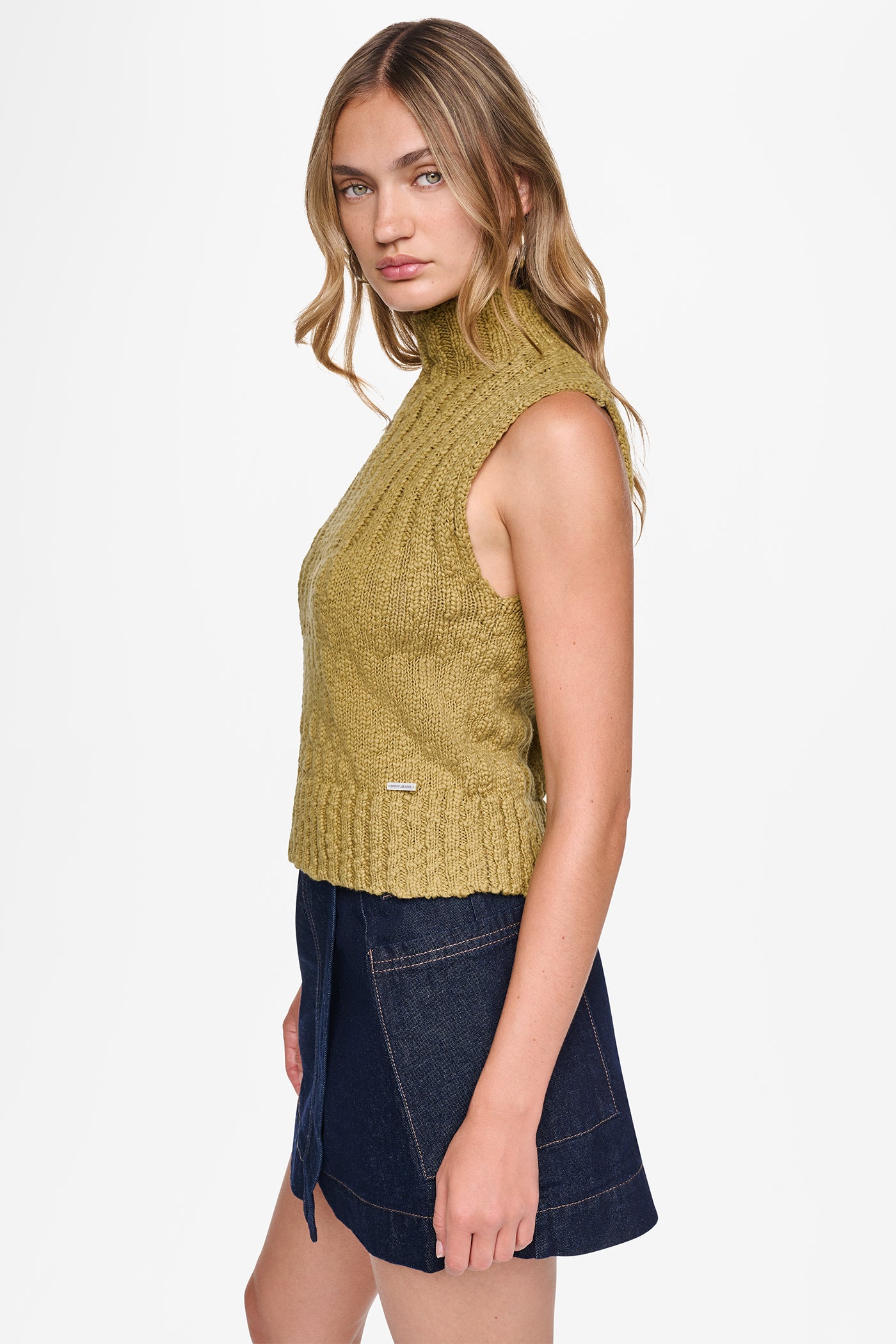 RIBBED MOCK-NECK SWEATER VEST VIEW 4