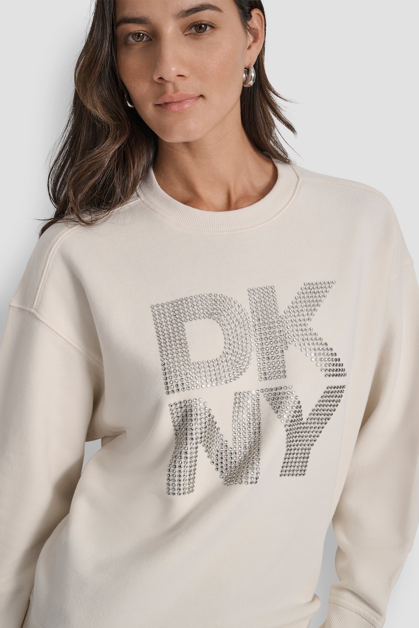 DKNY STACKED METAL RIM RHINESTONE LOGO CREW NECK VIEW 5 | New Arrivals