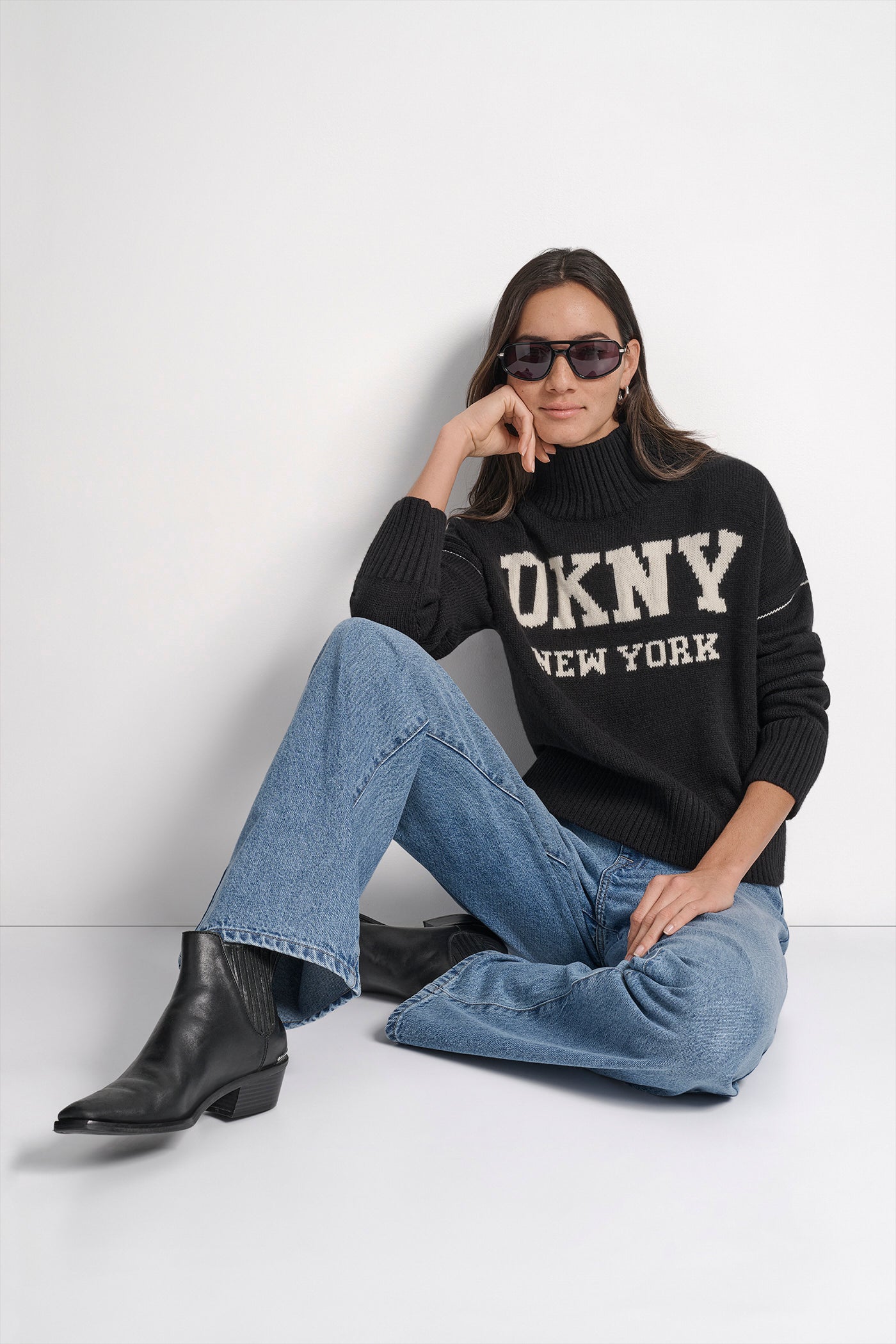 LOGO INTARSIA MOCK-NECK SWEATER VIEW 5 | Clothing