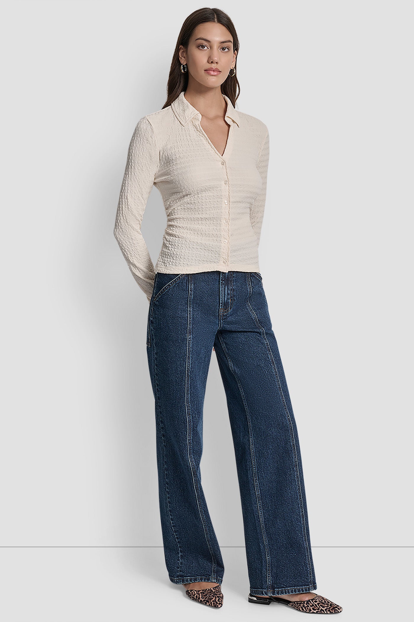 EGGNOG RIPPLE LACE VNECK SHIRT, BACK VIEW | WOMEN'S SWEATERS & TOPS