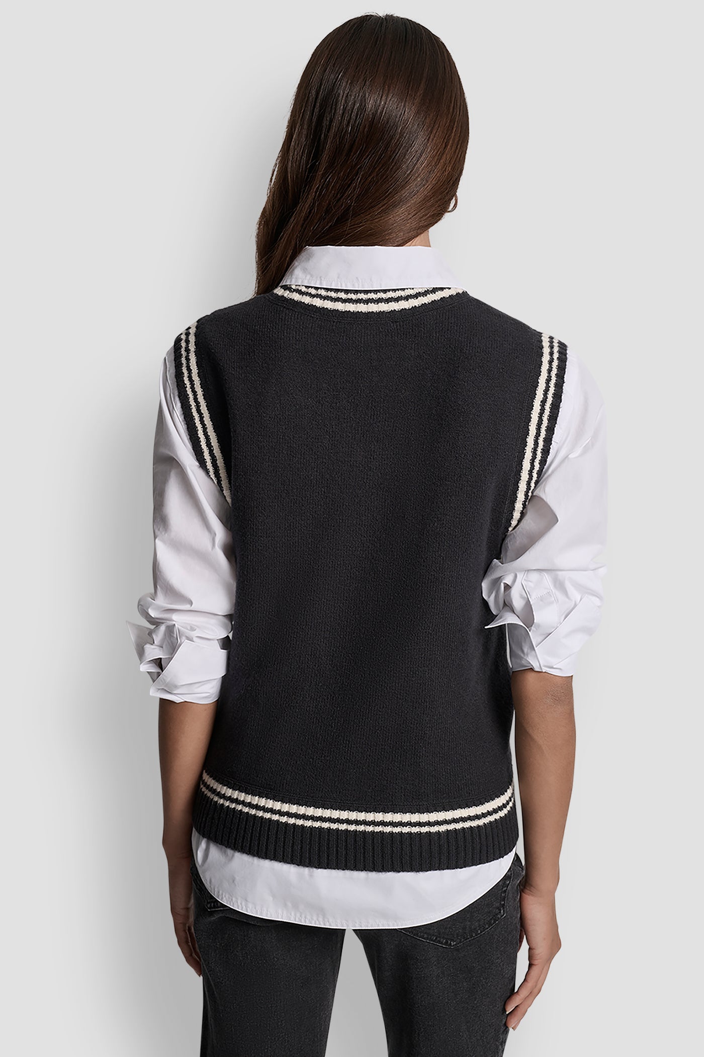 BLACK/EGGNOG SLEEVELESS CREW NECK TIPPED SWEATER VEST, BACK VIEW | WOMEN'S SWEATERS & TOPS