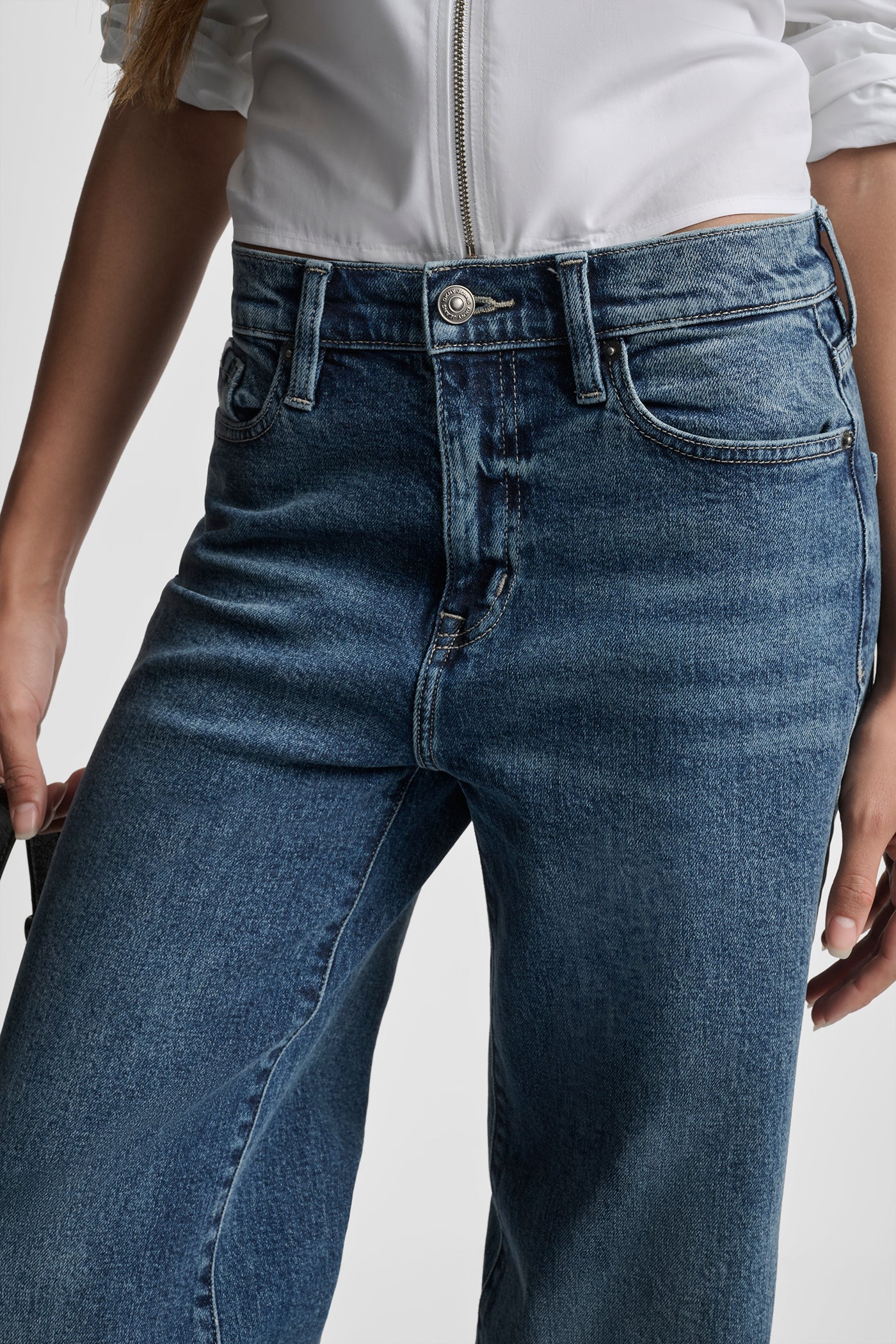 CLAREMONT HIGH RISE MODERN VIEW 5 | Denim Destination