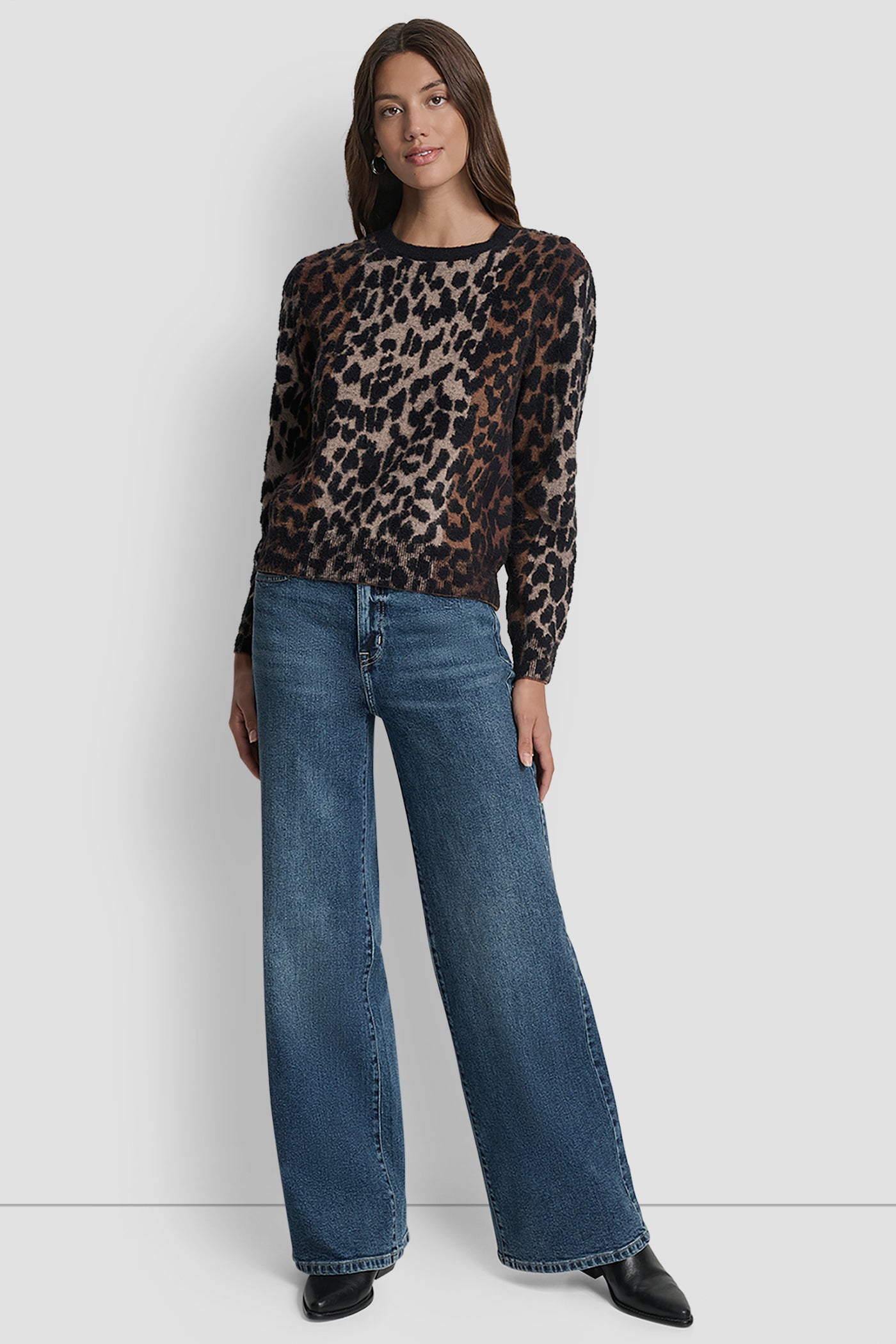 LONG SLEEVE CREW NECK LEOPARD SWEATER VIEW 6 | WOMEN'S SWEATERS & TOPS