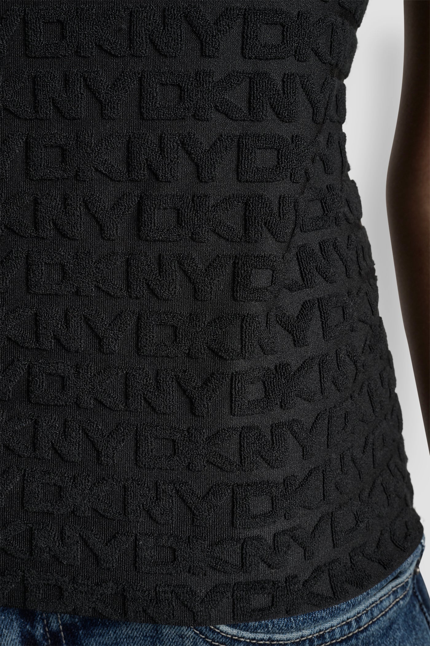 LOGO JACQUARD SHORT SLEEVE CREW NECK TEE VIEW 5 | DKNY JEANS