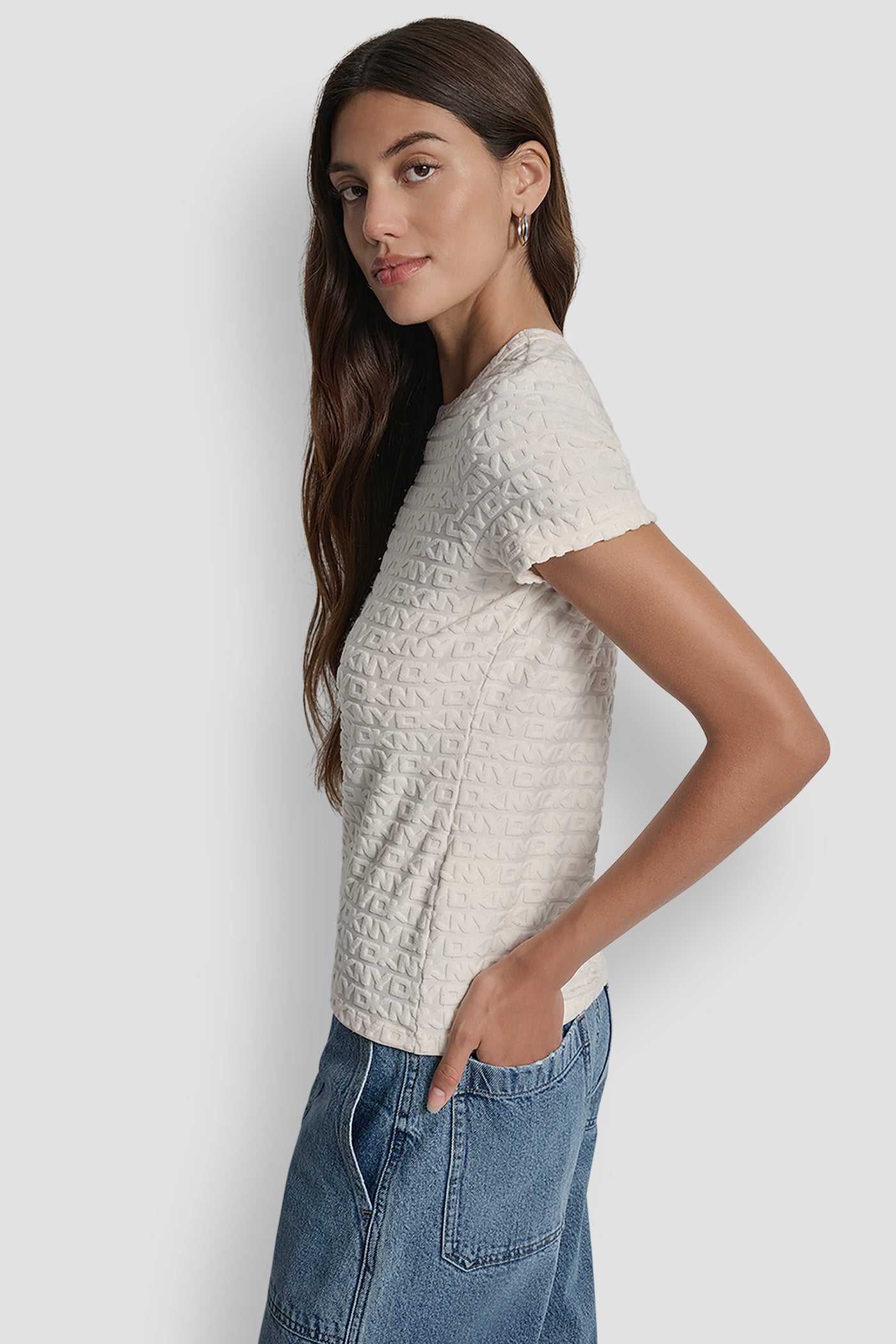 LOGO JACQUARD SHORT SLEEVE CREW NECK TEE VIEW 3 | DKNY JEANS