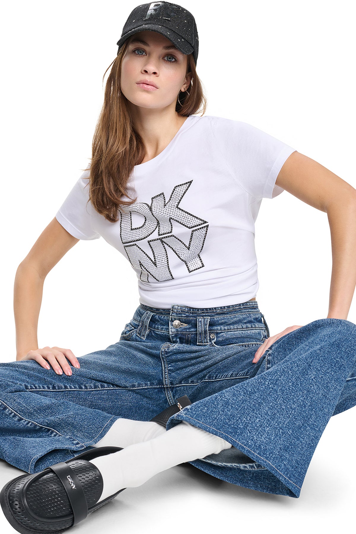 CRYSTAL DISTRESSED LOGO TEE VIEW 1