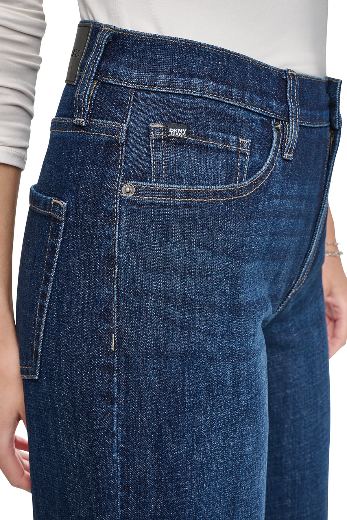HIGH-RISE CUFFED WIDE LEG VIEW 2