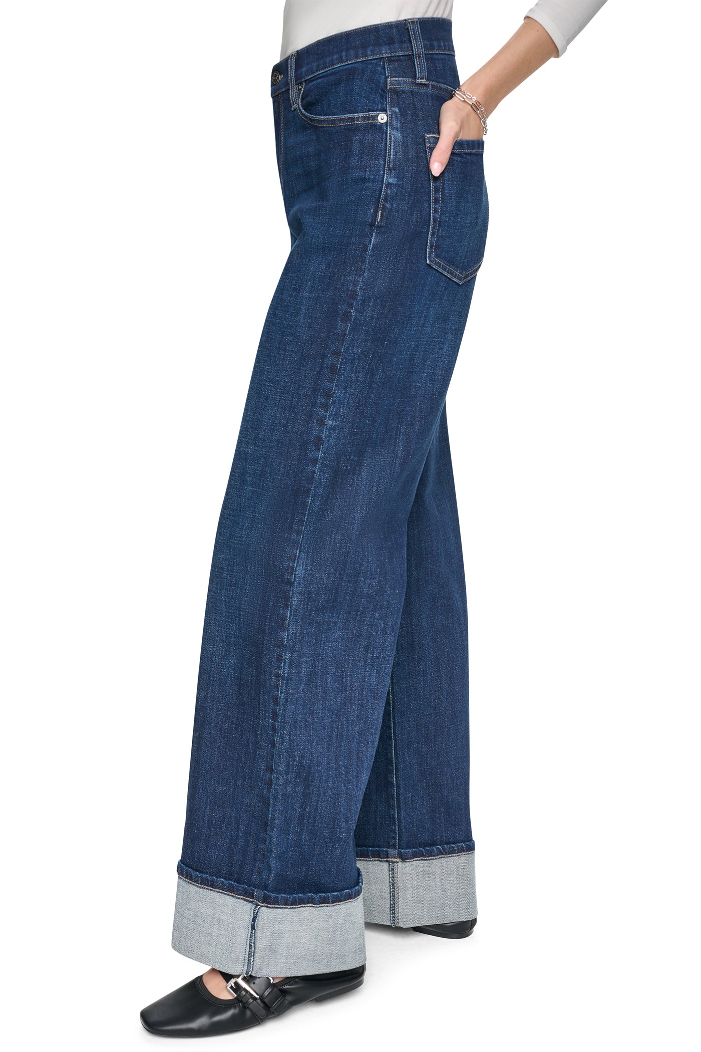 HIGH-RISE CUFFED WIDE LEG VIEW 2