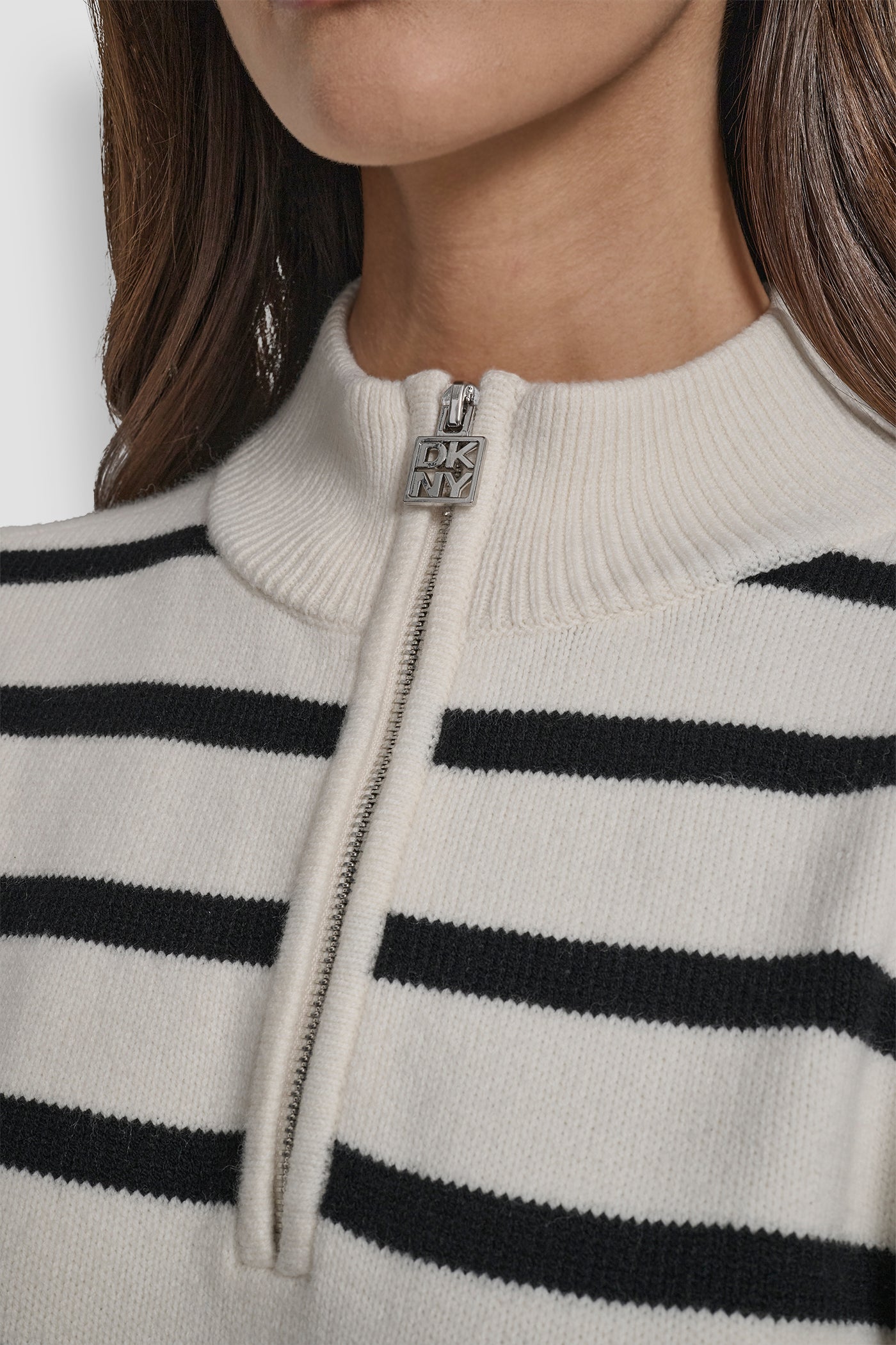 LONG SLEEVED 1/4 ZIP COLLAR STRIPED SWEATER VIEW 5 | DKNY JEANS