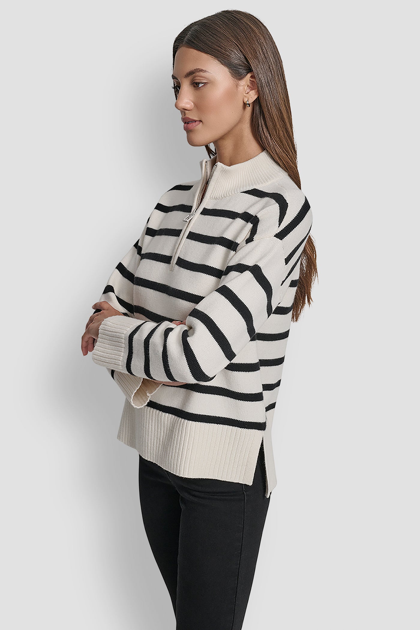 LONG SLEEVED 1/4 ZIP COLLAR STRIPED SWEATER VIEW 3 | DKNY JEANS