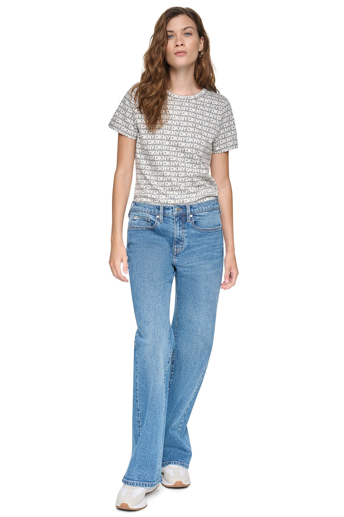MID-RISE MODERN STRAIGHT LEG JEAN VIEW 2