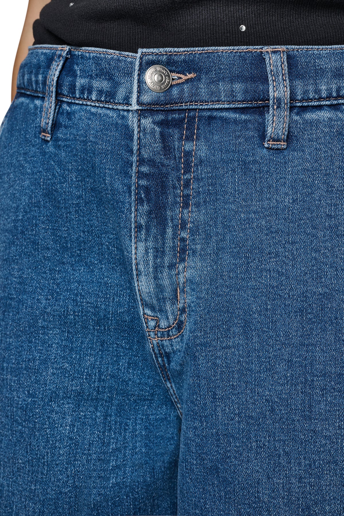 HIGH-RISE WIDE LEG TROUSER JEAN VIEW 2