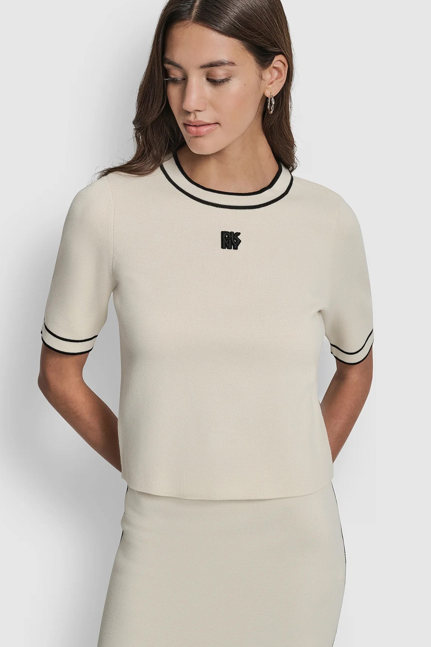 EGGNOG CROPPED COLOR BLOCK ELBOW SLEEVE WITH LOGO PATCH, VIEW 1 | Back-To-School Shop